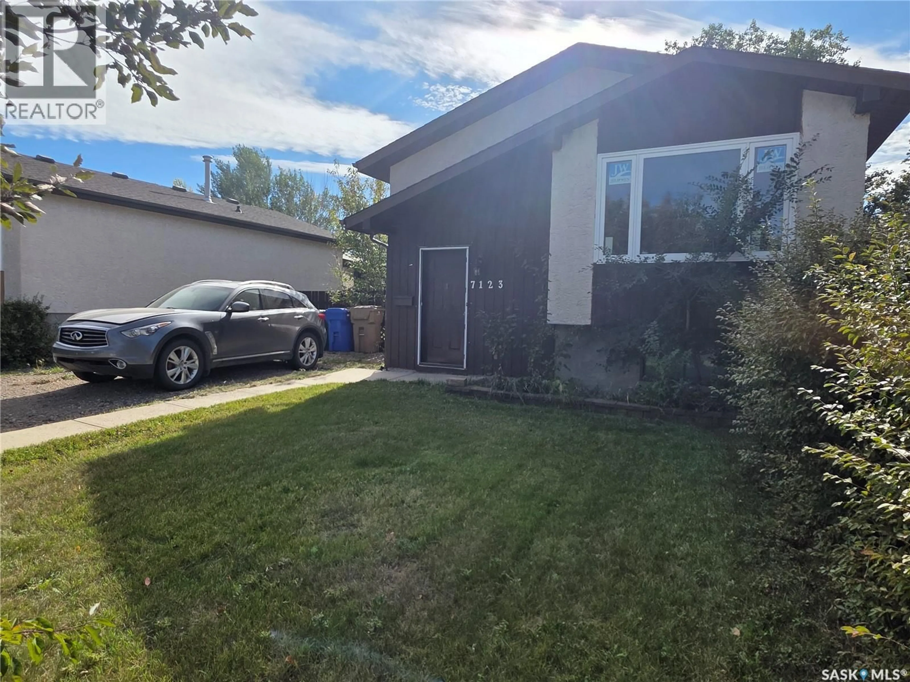 A pic from outside/outdoor area/front of a property/back of a property/a pic from drone, street for 7123 LANIGAN DRIVE, Regina Saskatchewan S4X3Y1