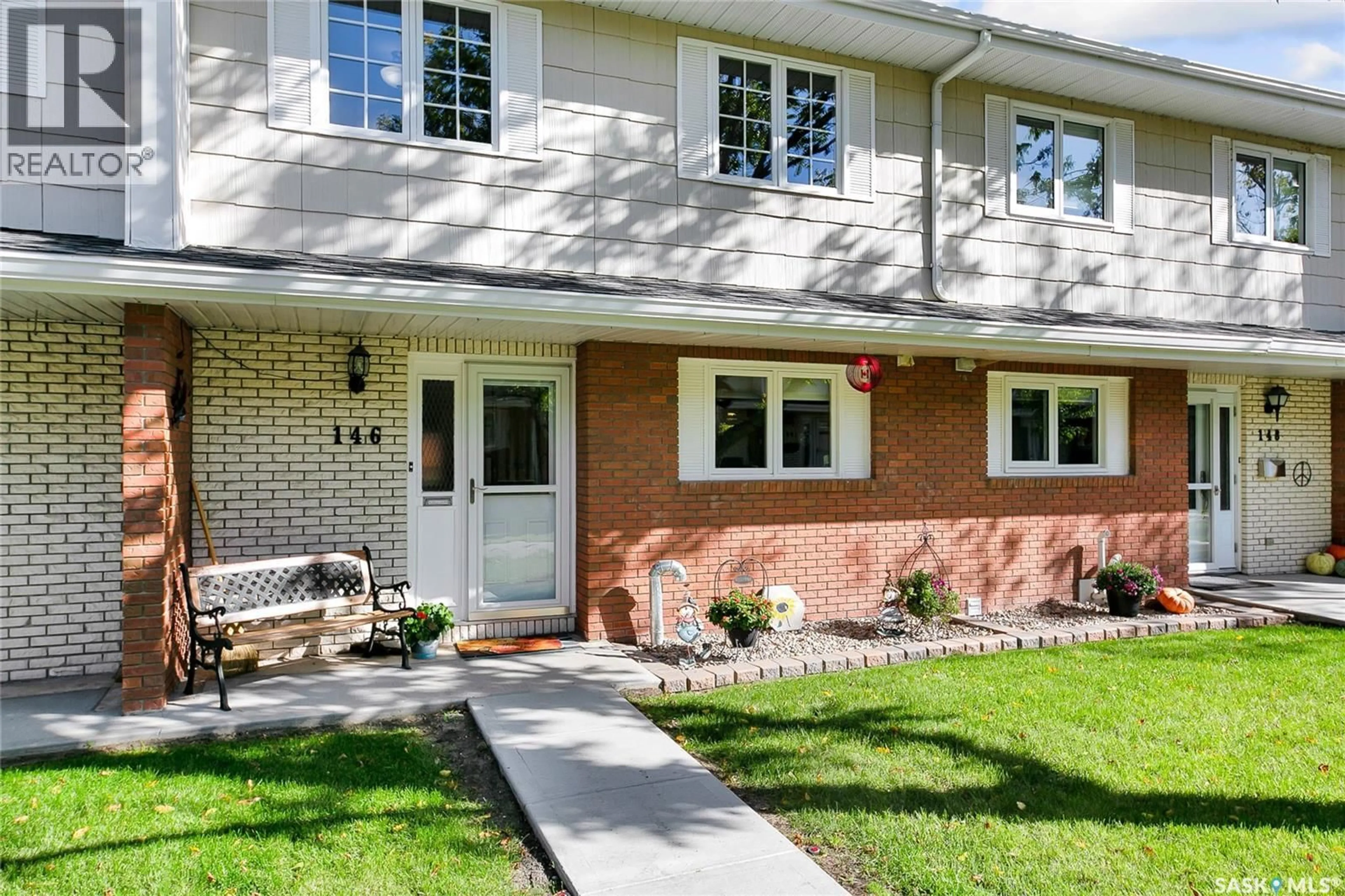 Home with brick exterior material, street for 146 PLAINSVIEW DRIVE, Regina Saskatchewan S4S6L2