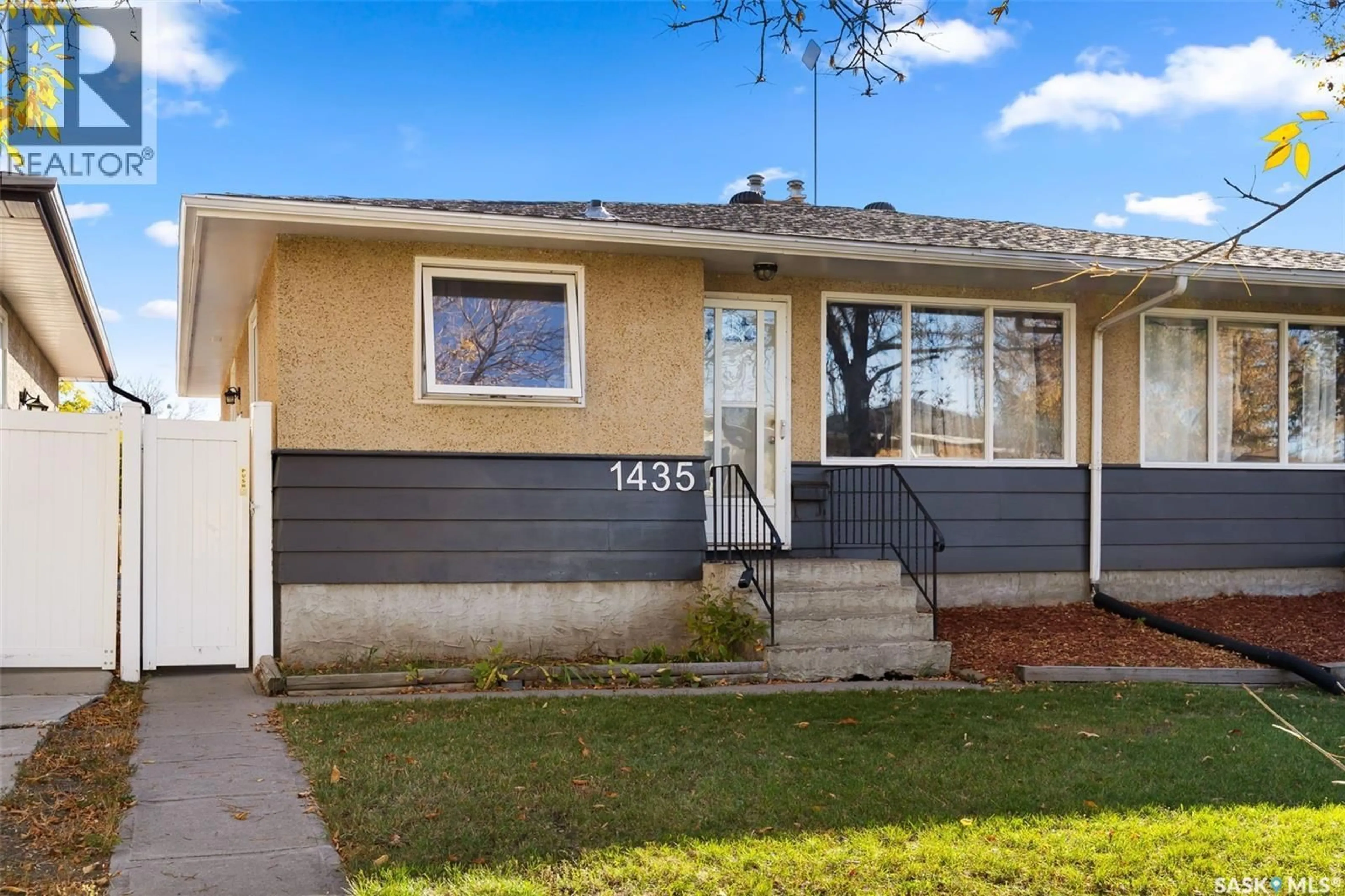 Home with vinyl exterior material, street for 1435 - 1437 RUPERT STREET, Regina Saskatchewan S4N1V9