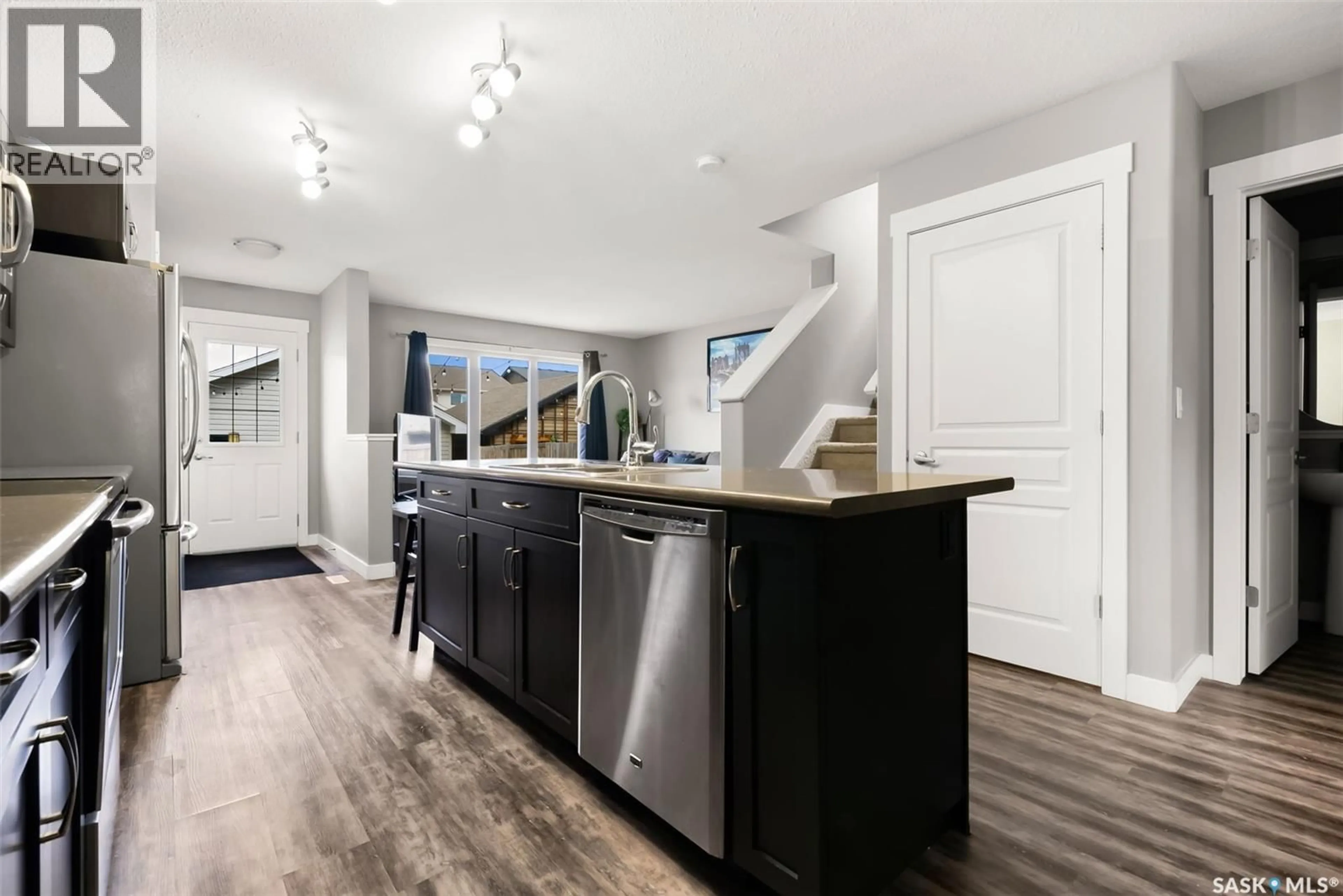 Open concept kitchen, unknown for 5330 UNIVERSAL CRESCENT, Regina Saskatchewan S4W0K7