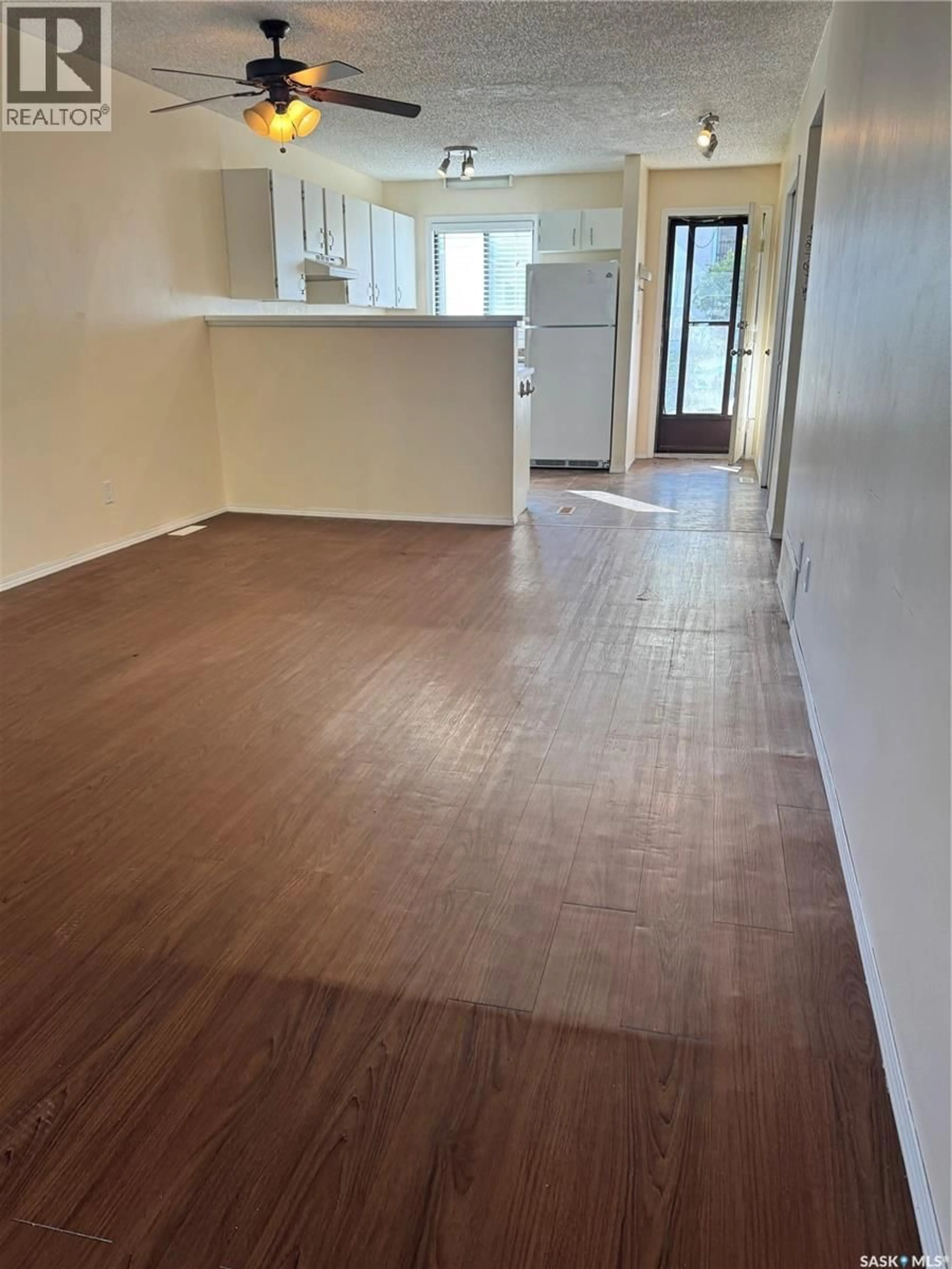 A pic of a room for 308 CEDAR MEADOW DRIVE, Regina Saskatchewan S4X3J5