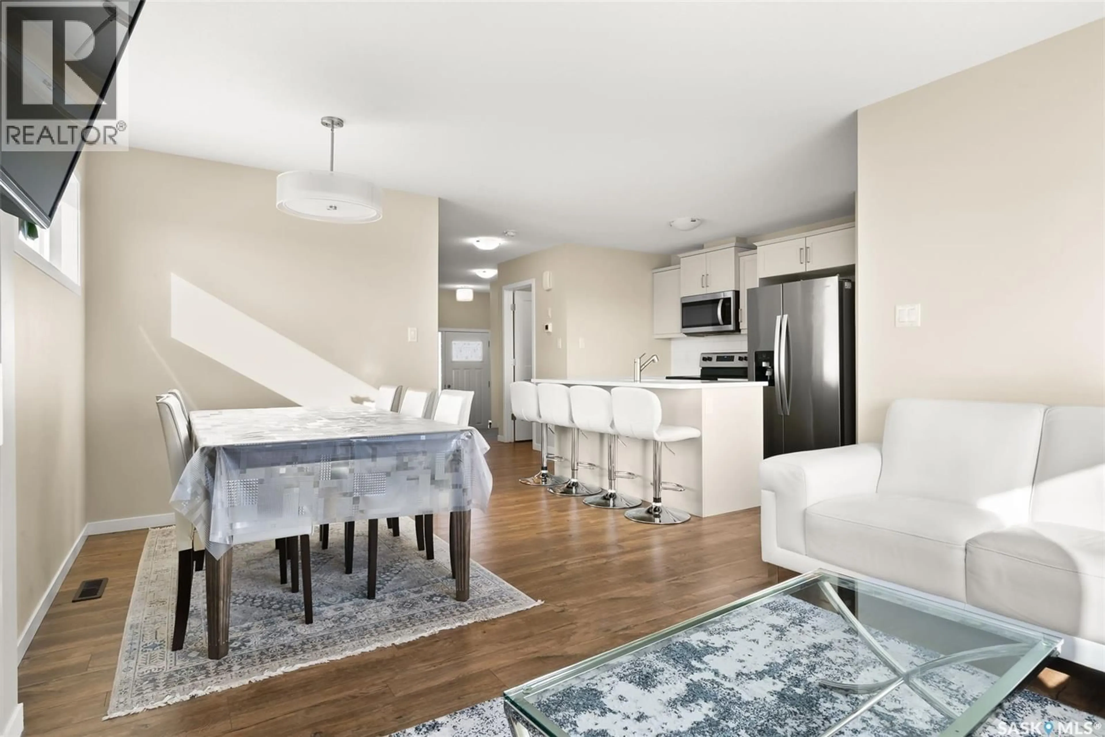 Open concept kitchen, unknown for 26 5301 BEACON DRIVE, Regina Saskatchewan S4W0R6