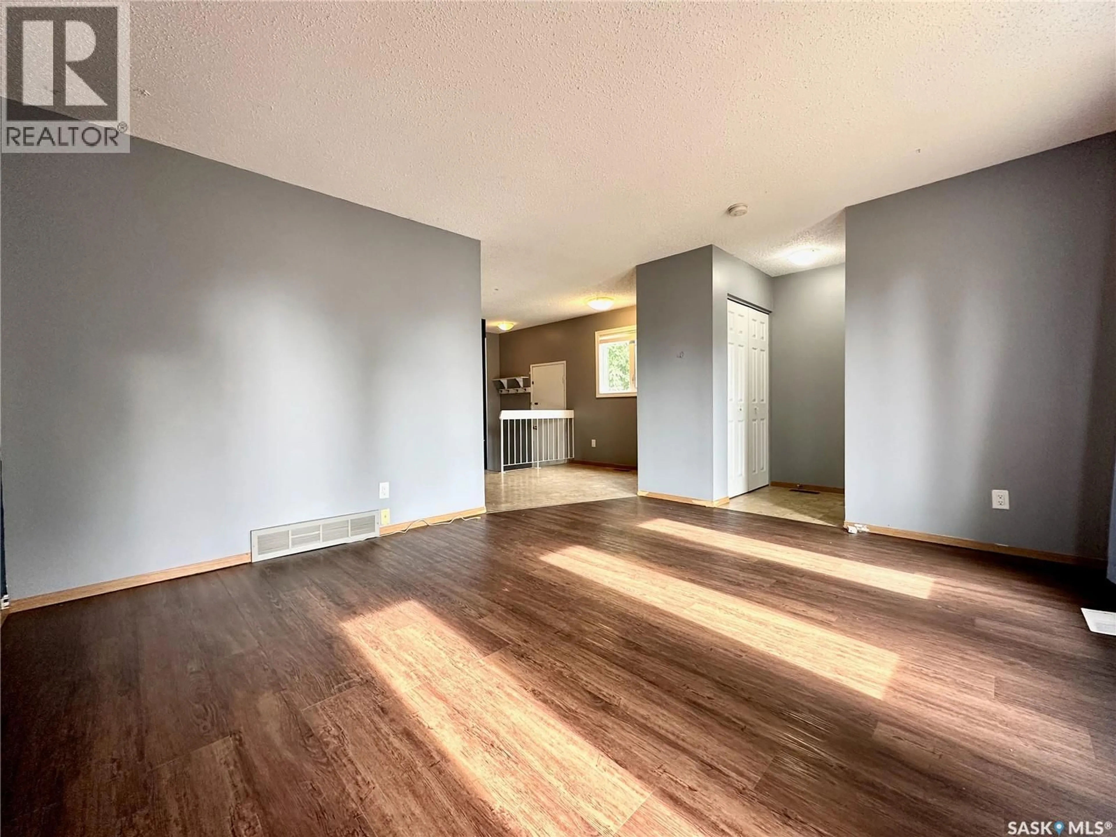A pic of a room for 117 STILLWATER DRIVE, Saskatoon Saskatchewan S7J3N7
