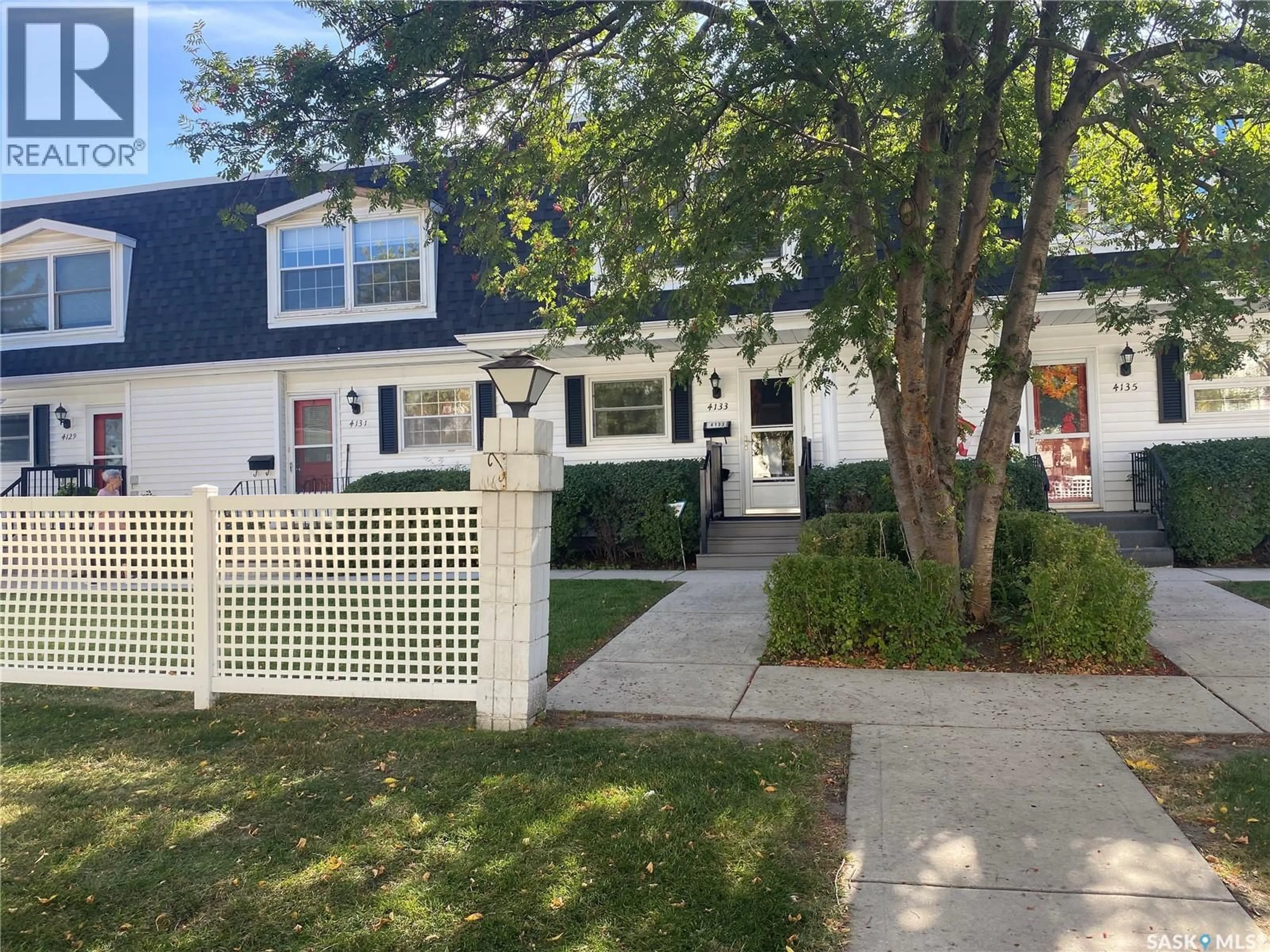 Home with vinyl exterior material, street for 4133 GORDON ROAD, Regina Saskatchewan S4S6N5