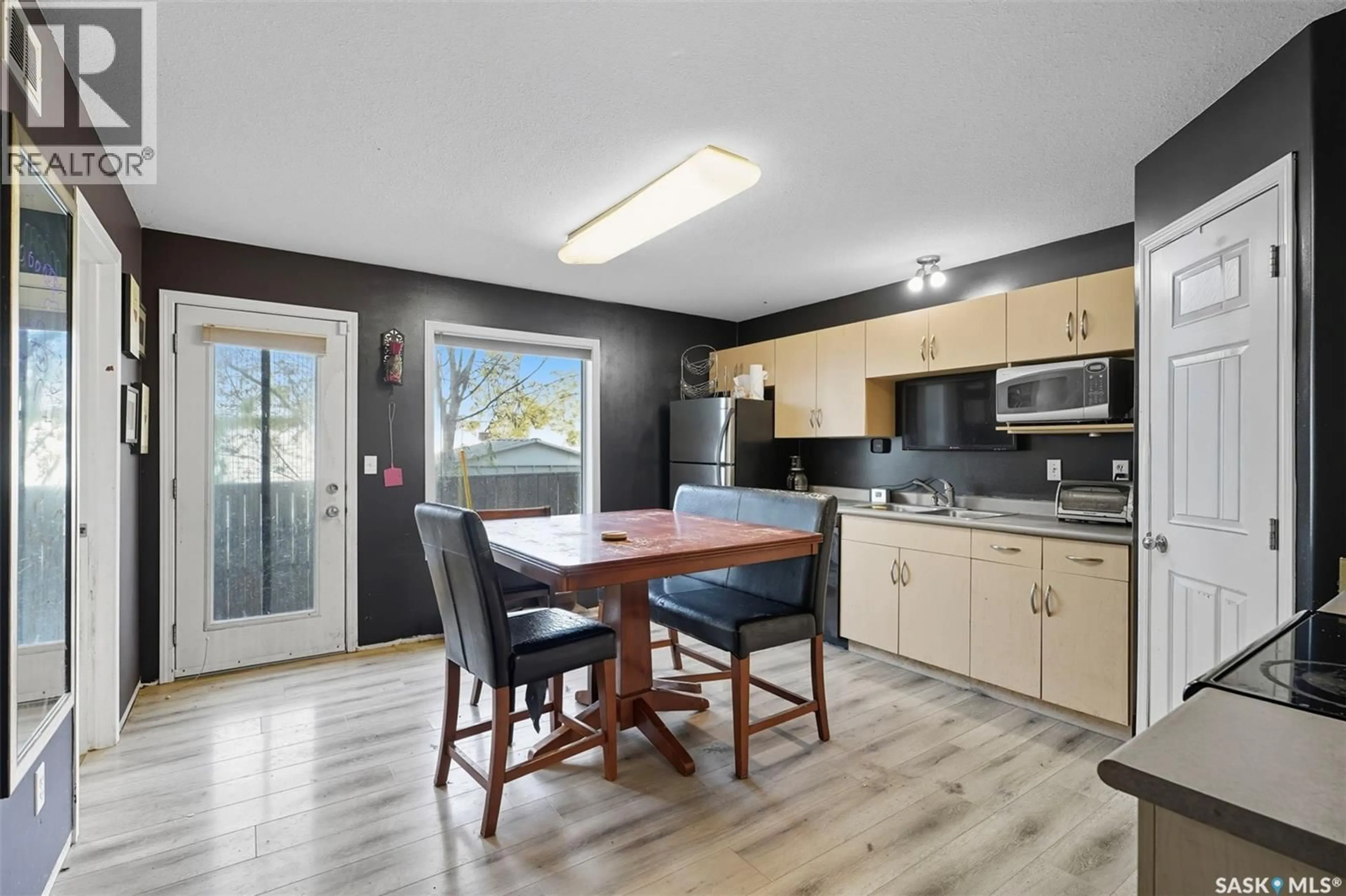 Unknown for N - 3 802 K AVENUE, Saskatoon Saskatchewan S7L2N1