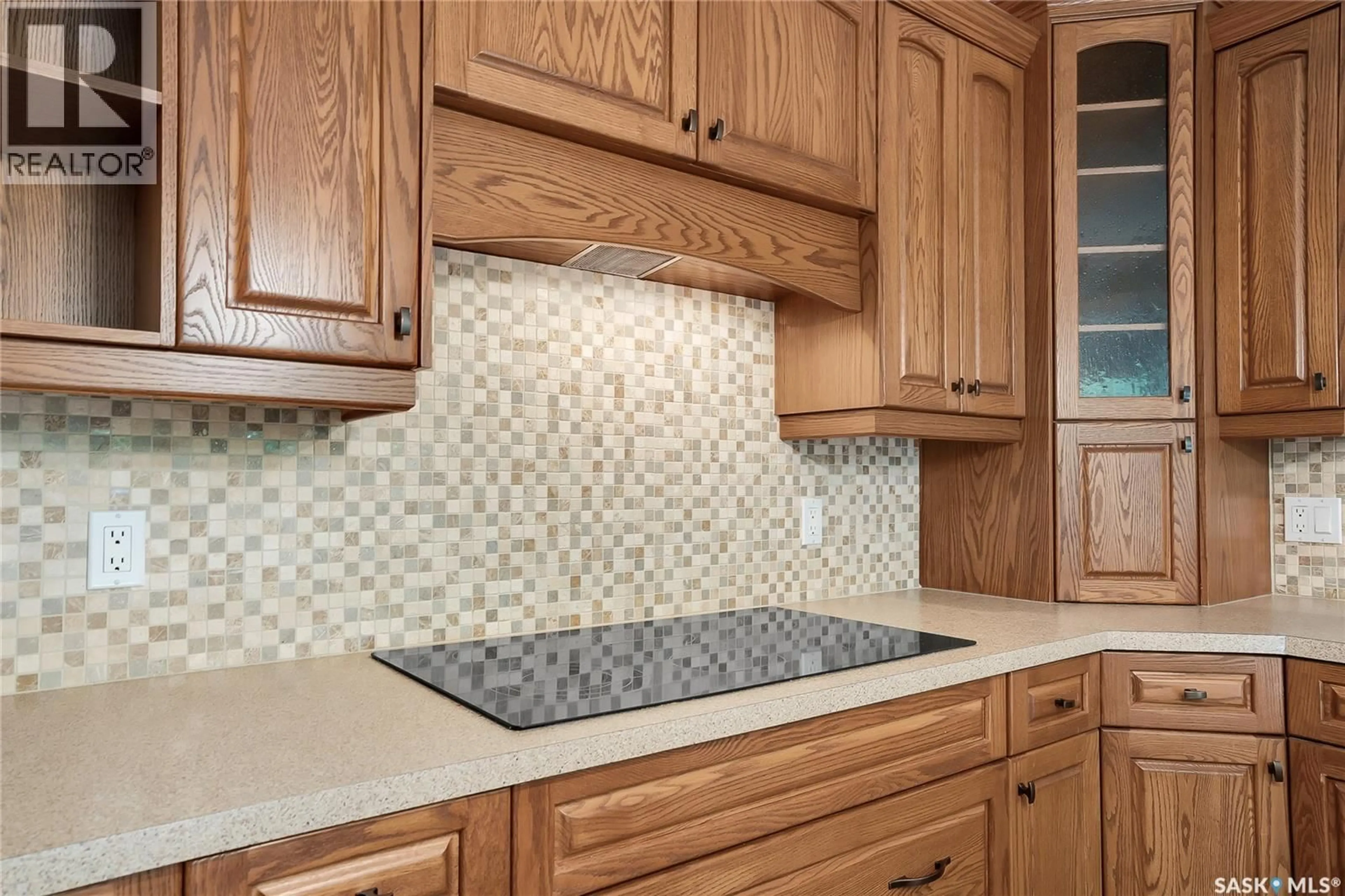 Standard kitchen, ceramic/tile floor for 22 3415 CALDER CRESCENT, Saskatoon Saskatchewan S7J5A3