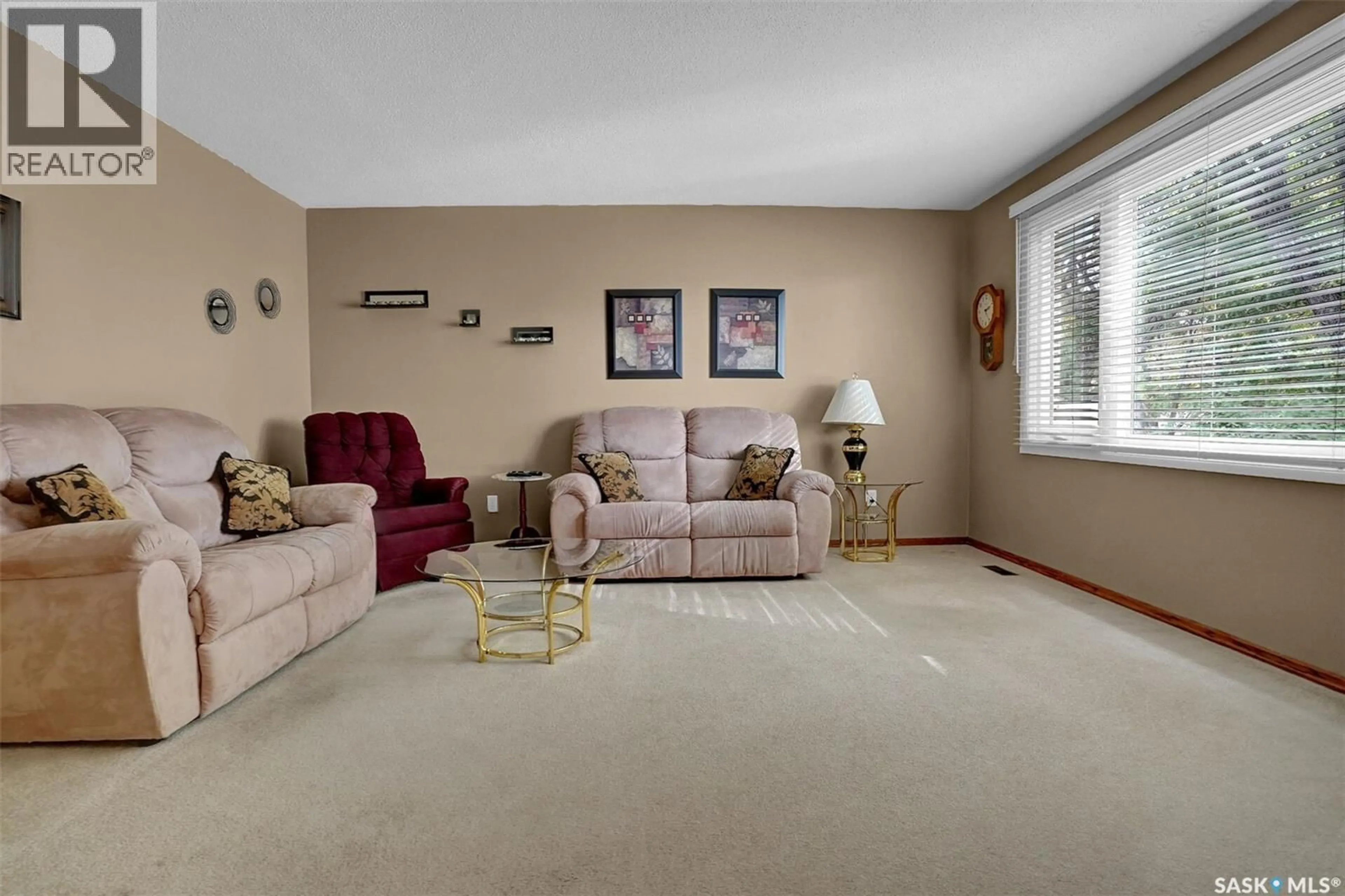 Living room with furniture, unknown for 3716 29TH AVENUE, Regina Saskatchewan S4S2P9