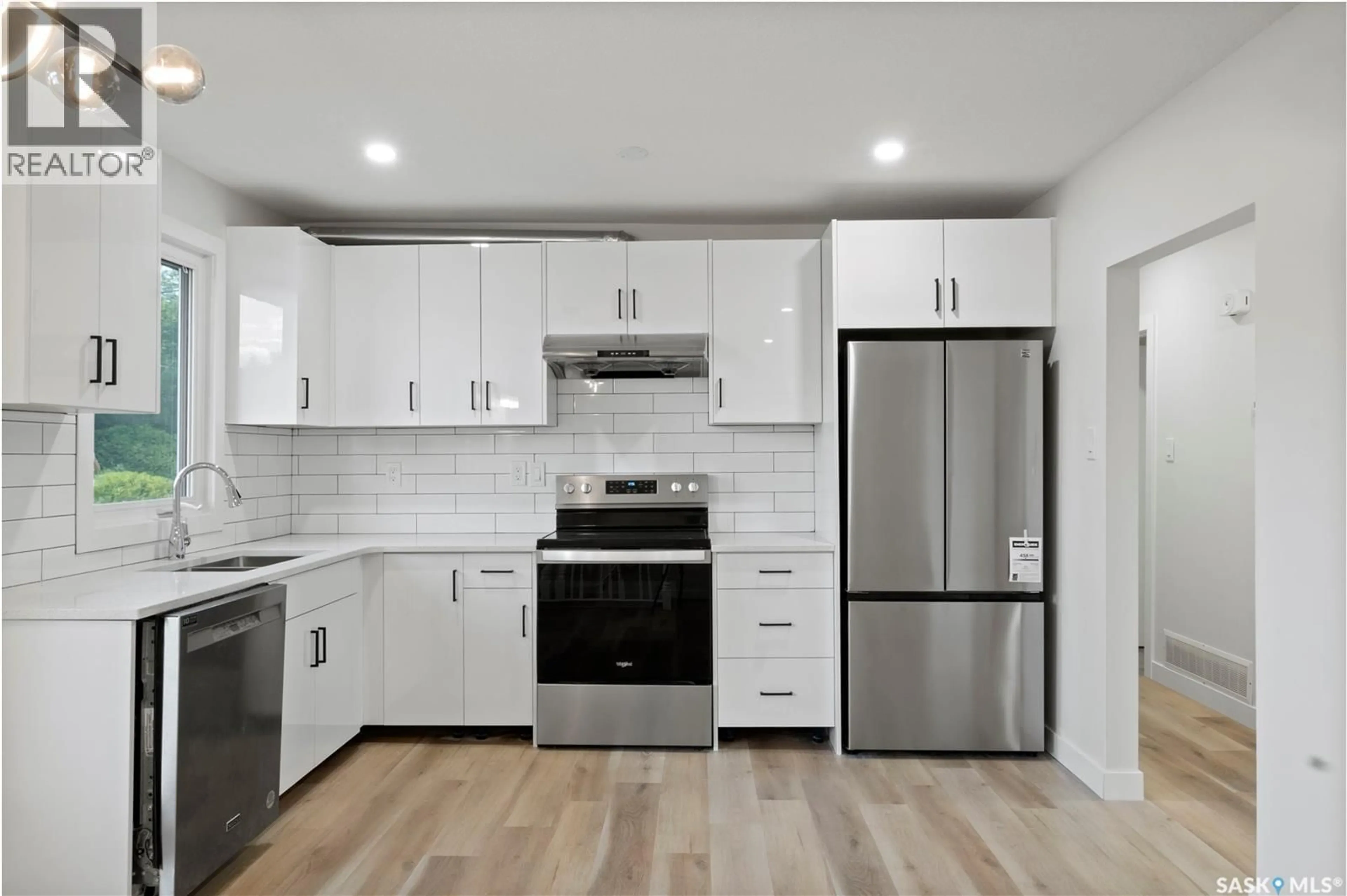 Open concept kitchen, unknown for 1336 MCNIVEN AVENUE, Regina Saskatchewan S4S3X8