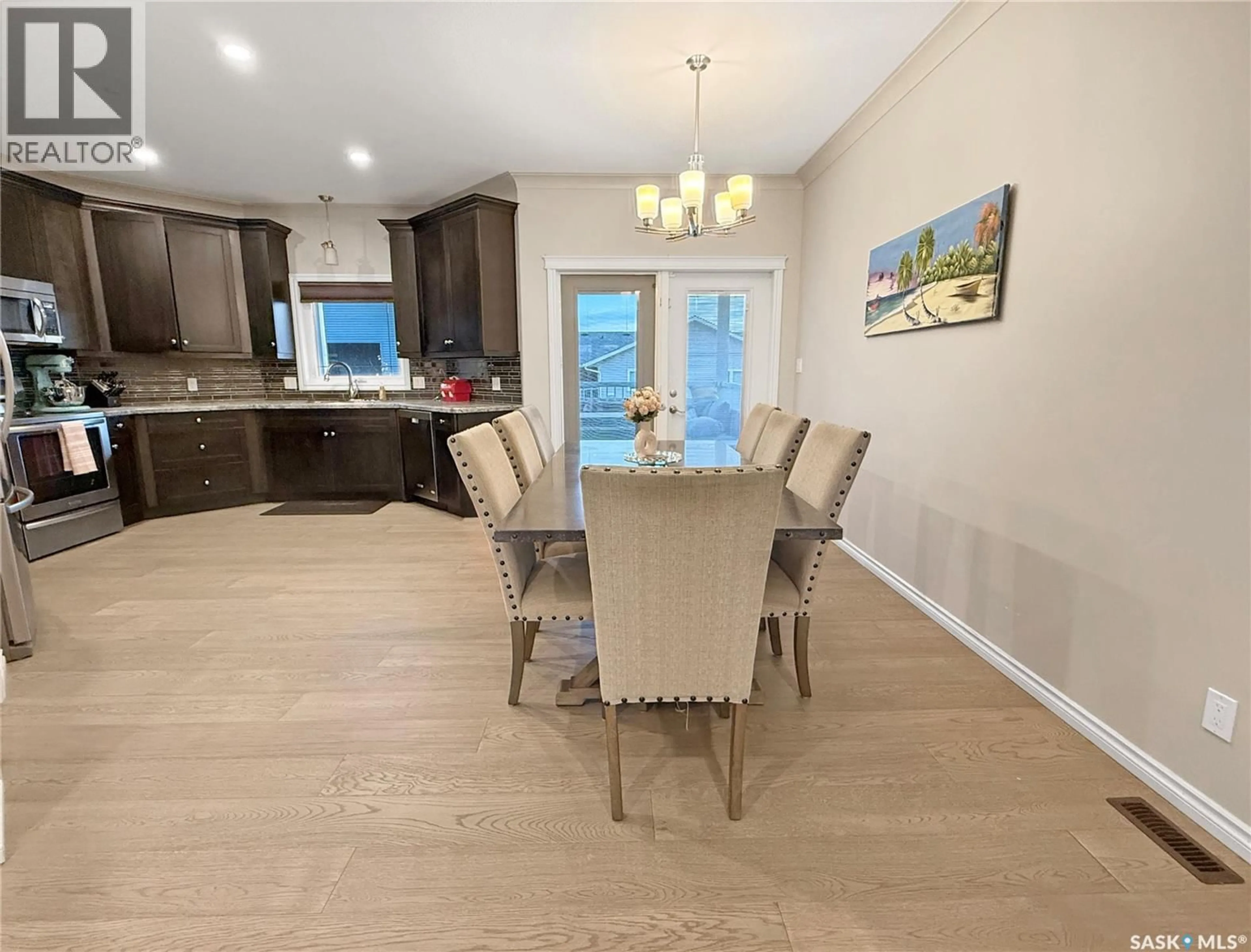 Open concept kitchen, unknown for 316 VALLEY POINTE WAY, Swift Current Saskatchewan S9H5N2