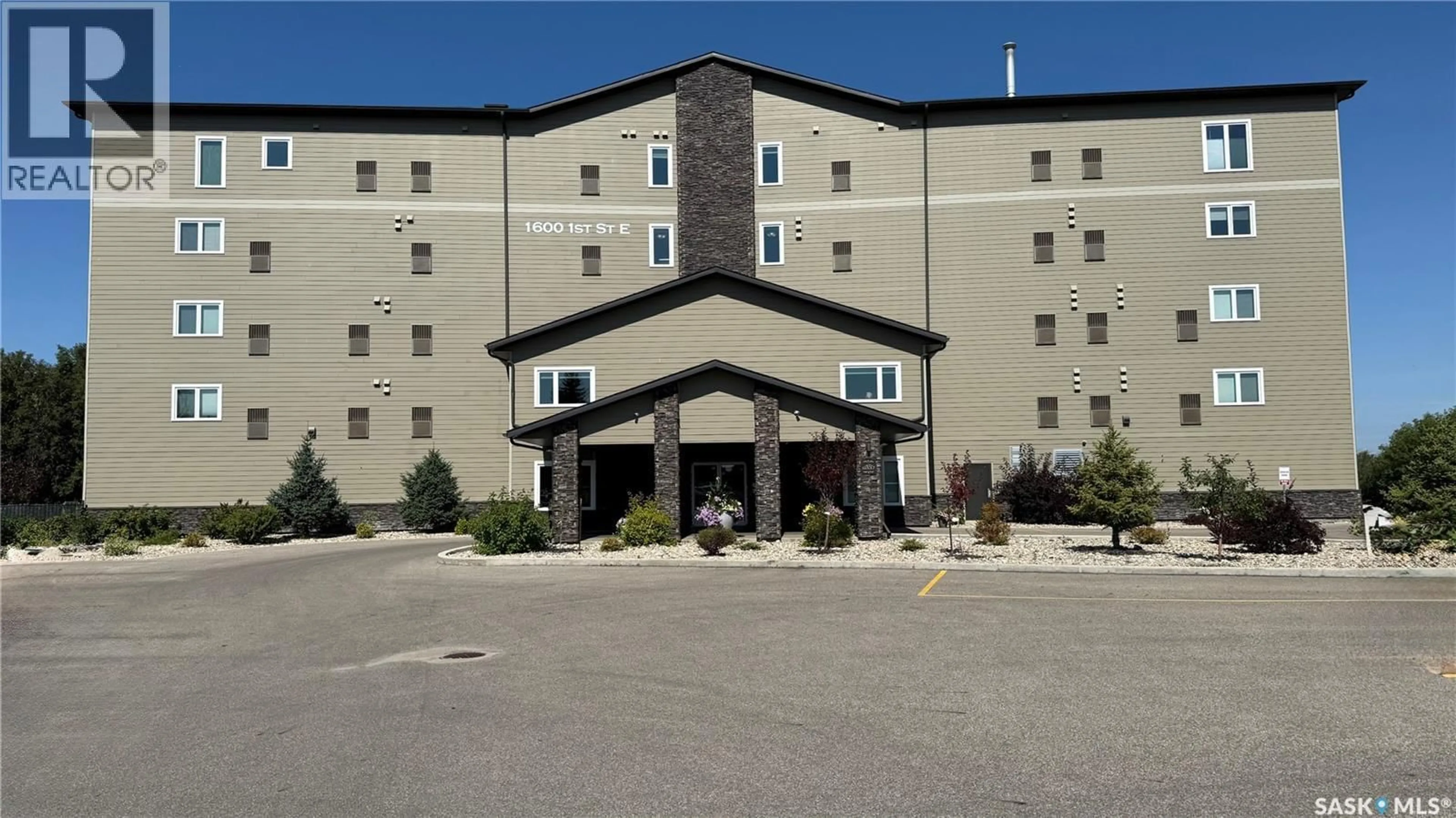 Unknown for 202 1600 1ST STREET E, Prince Albert Saskatchewan S6V1G7