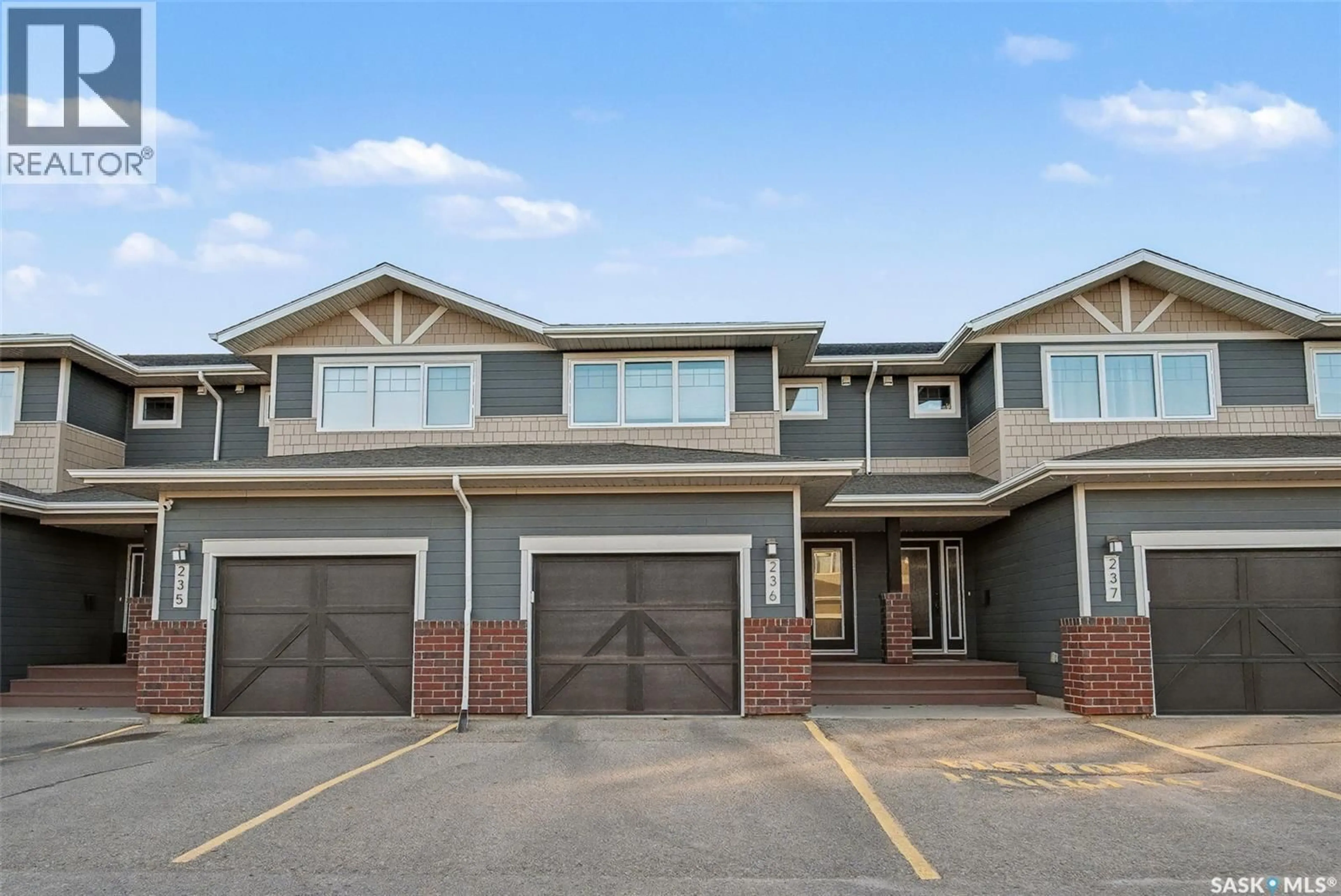 Unknown for 4002 - 236 SANDHILL CRESCENT, Regina Saskatchewan S4V3J1