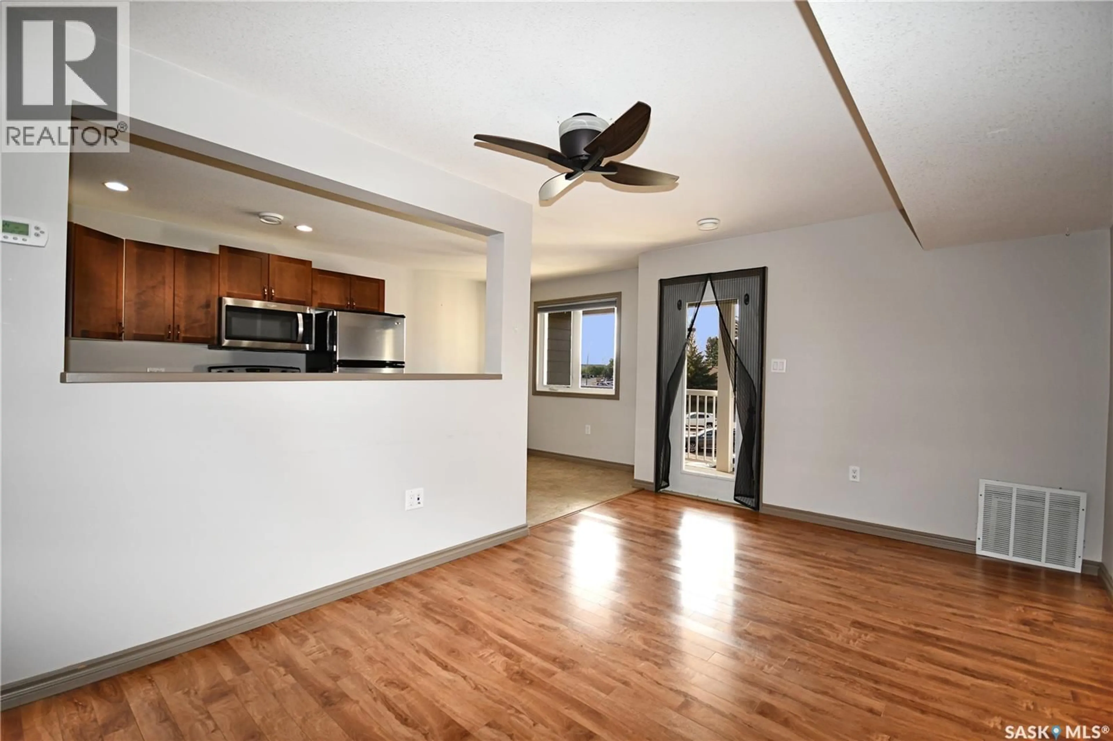 Unknown for E - 205 515 28TH STREET, Prince Albert Saskatchewan S6X1X8