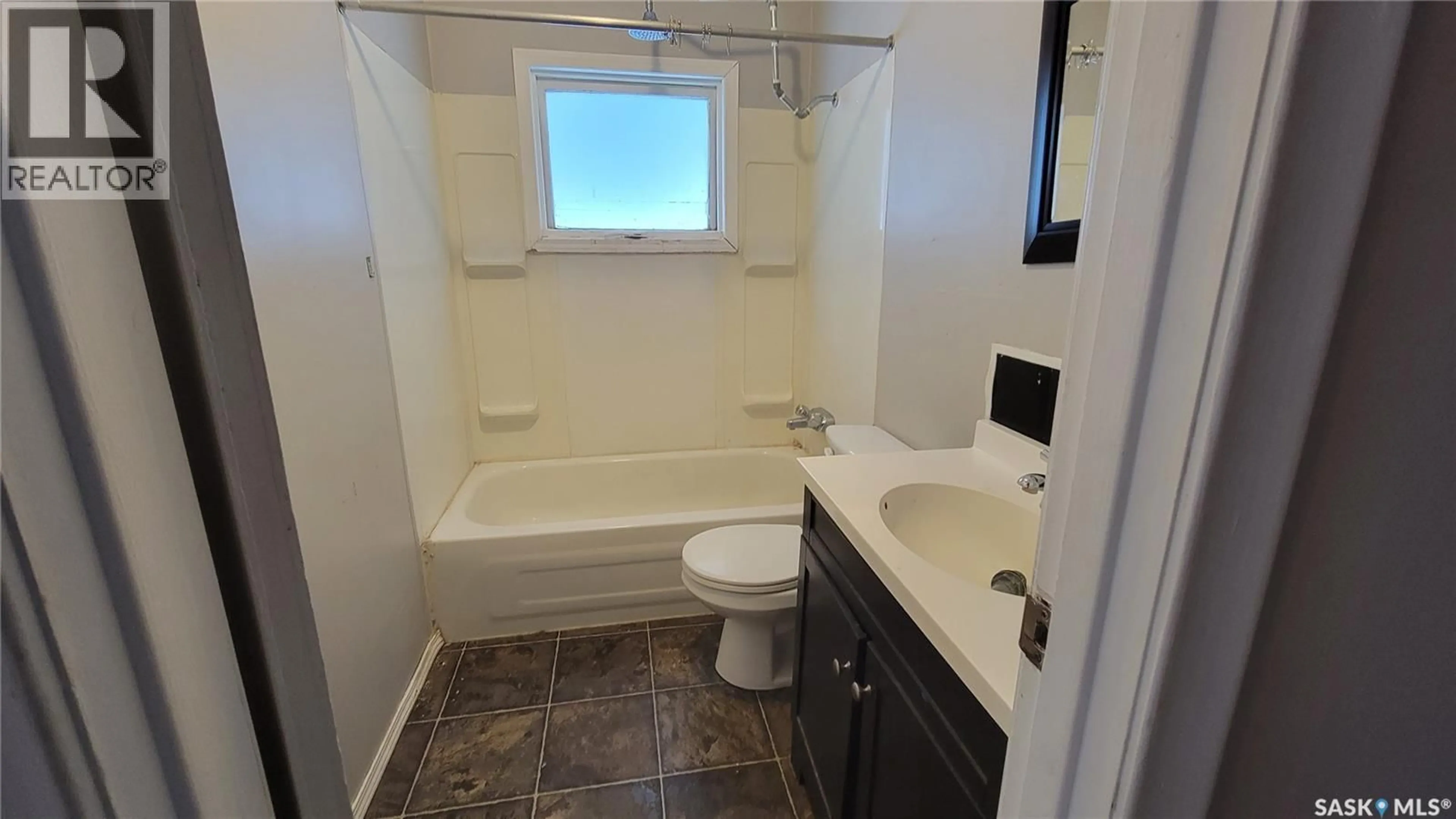 Standard bathroom, ceramic/tile floor for 4906 52ND STREET, Macklin Saskatchewan S0L2C0