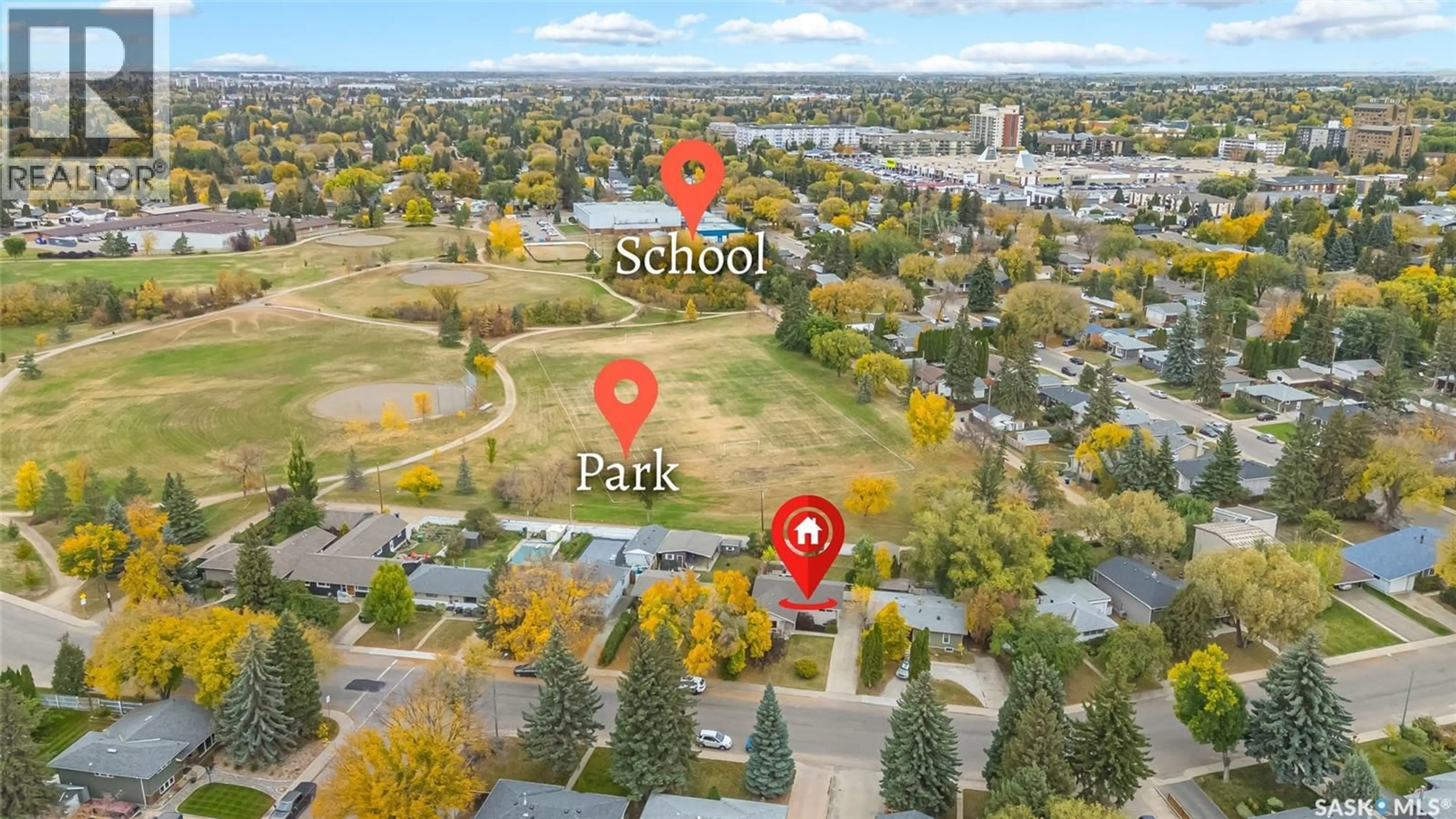 A pic from outside/outdoor area/front of a property/back of a property/a pic from drone, street for 2703 JARVIS DRIVE, Saskatoon Saskatchewan S7J2V2