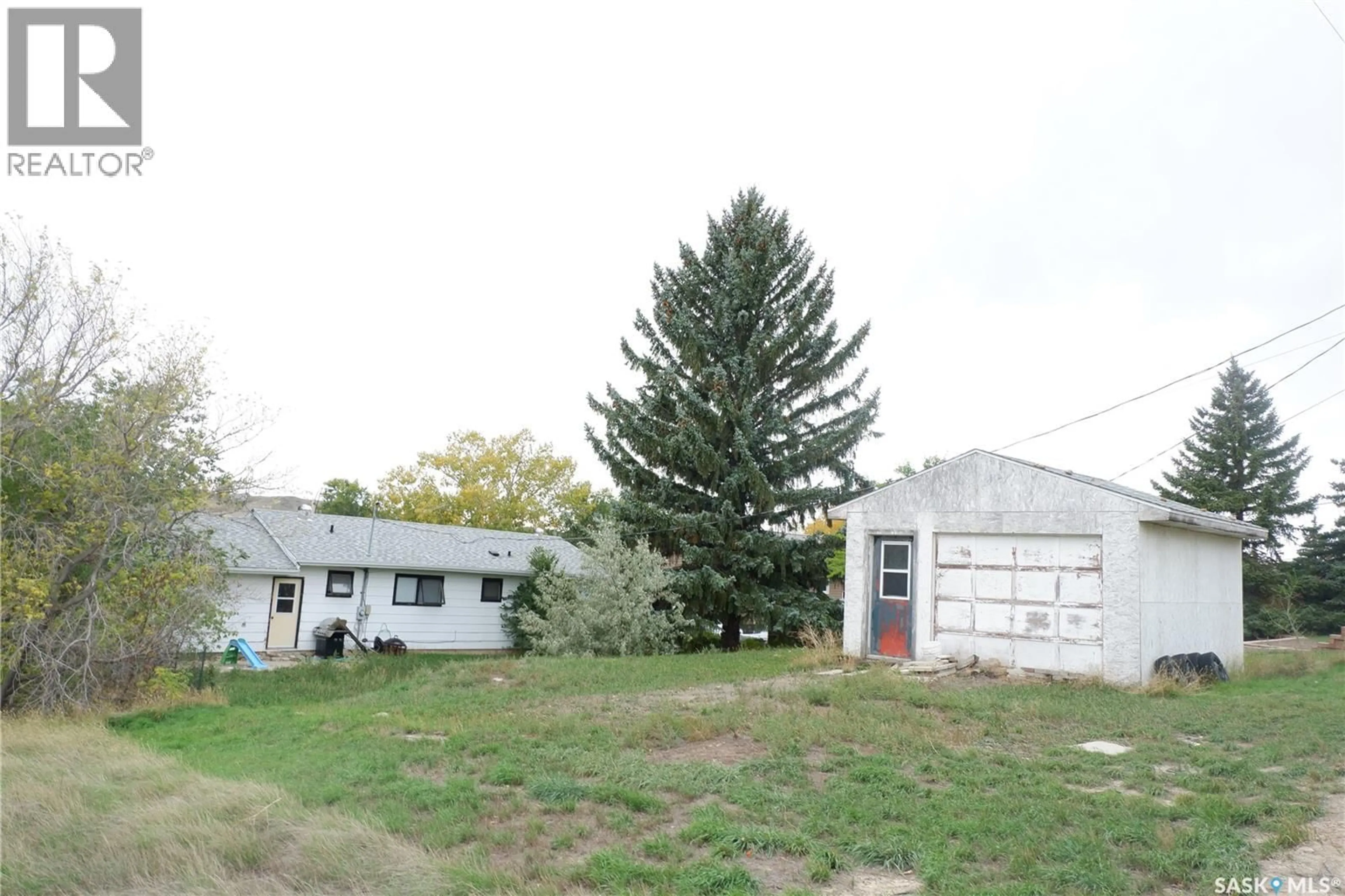 Unknown for 301 2ND AVENUE, Rockglen Saskatchewan S0H3R0