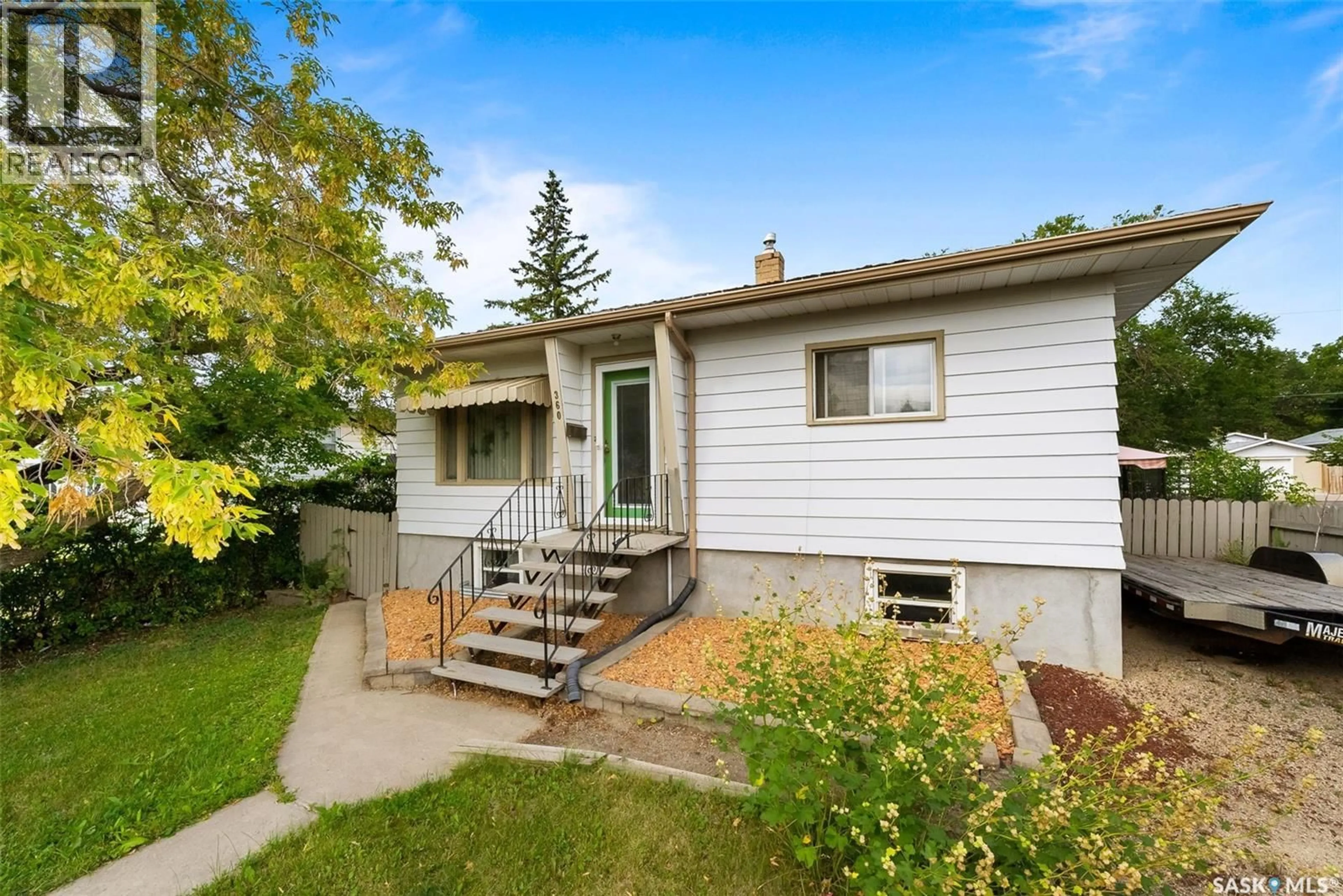 Home with vinyl exterior material, street for 360 ANGUS STREET, Regina Saskatchewan S4R3K6