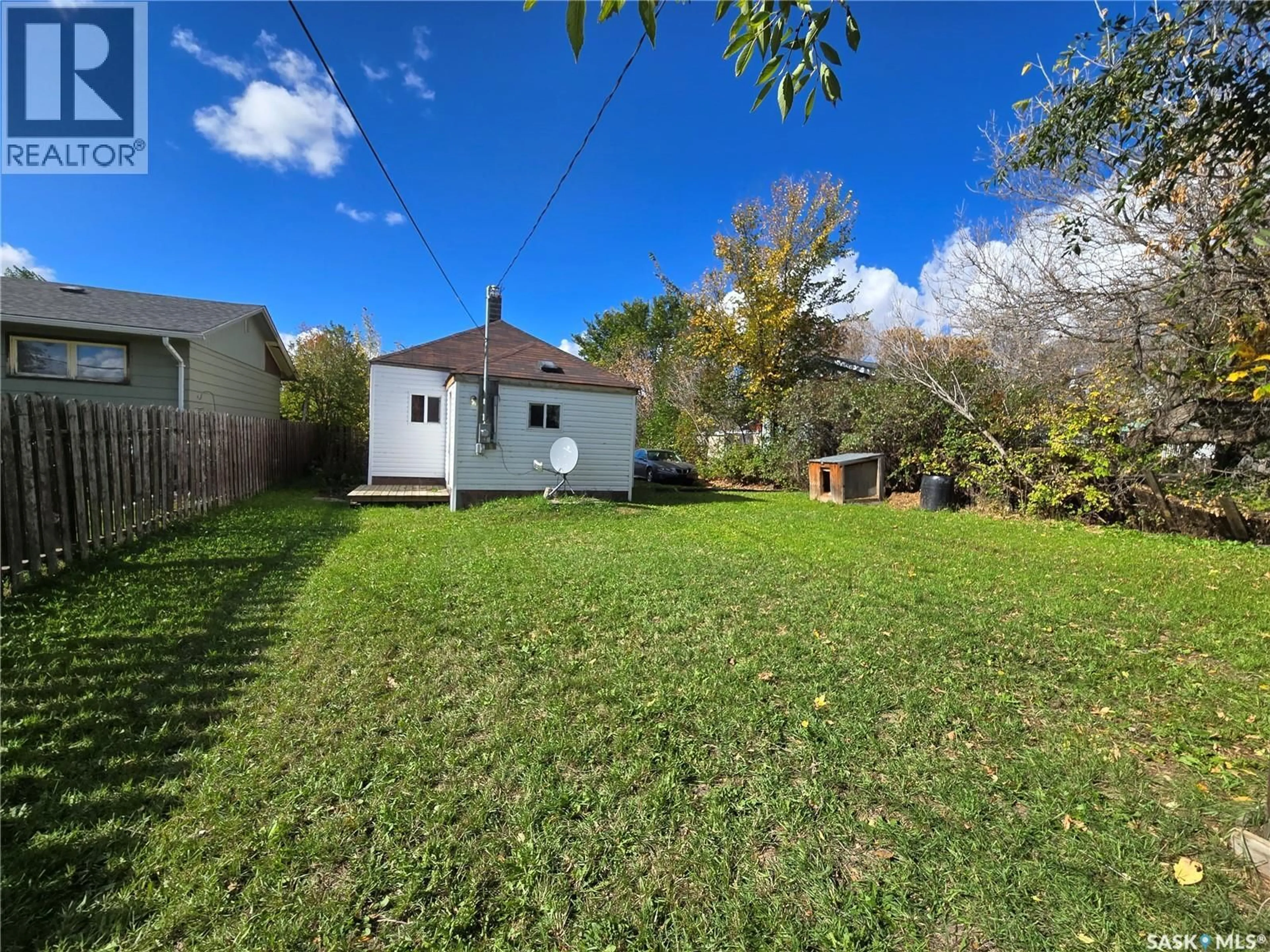 A pic from outside/outdoor area/front of a property/back of a property/a pic from drone, street for 49 NEWCOMBE STREET, Manor Saskatchewan S0C1R0