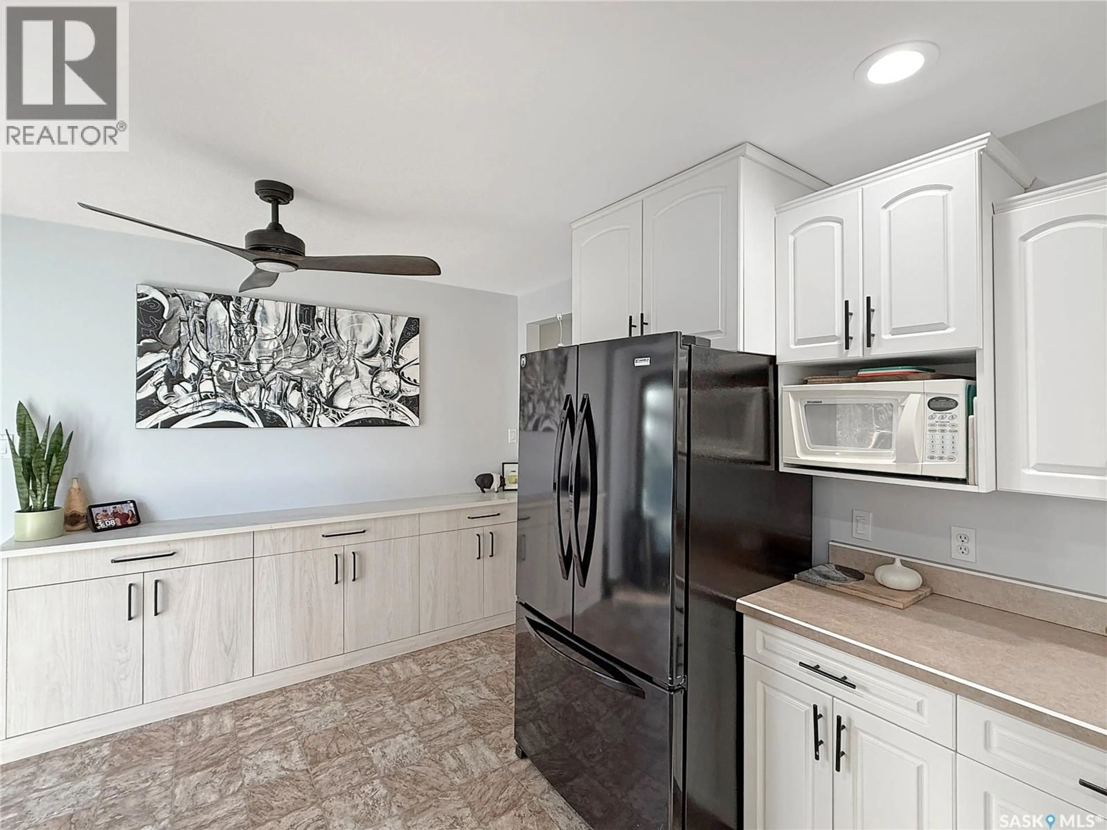 Open concept kitchen, ceramic/tile floor for 1 PINE DRIVE, Candle Lake Saskatchewan S0J3E0