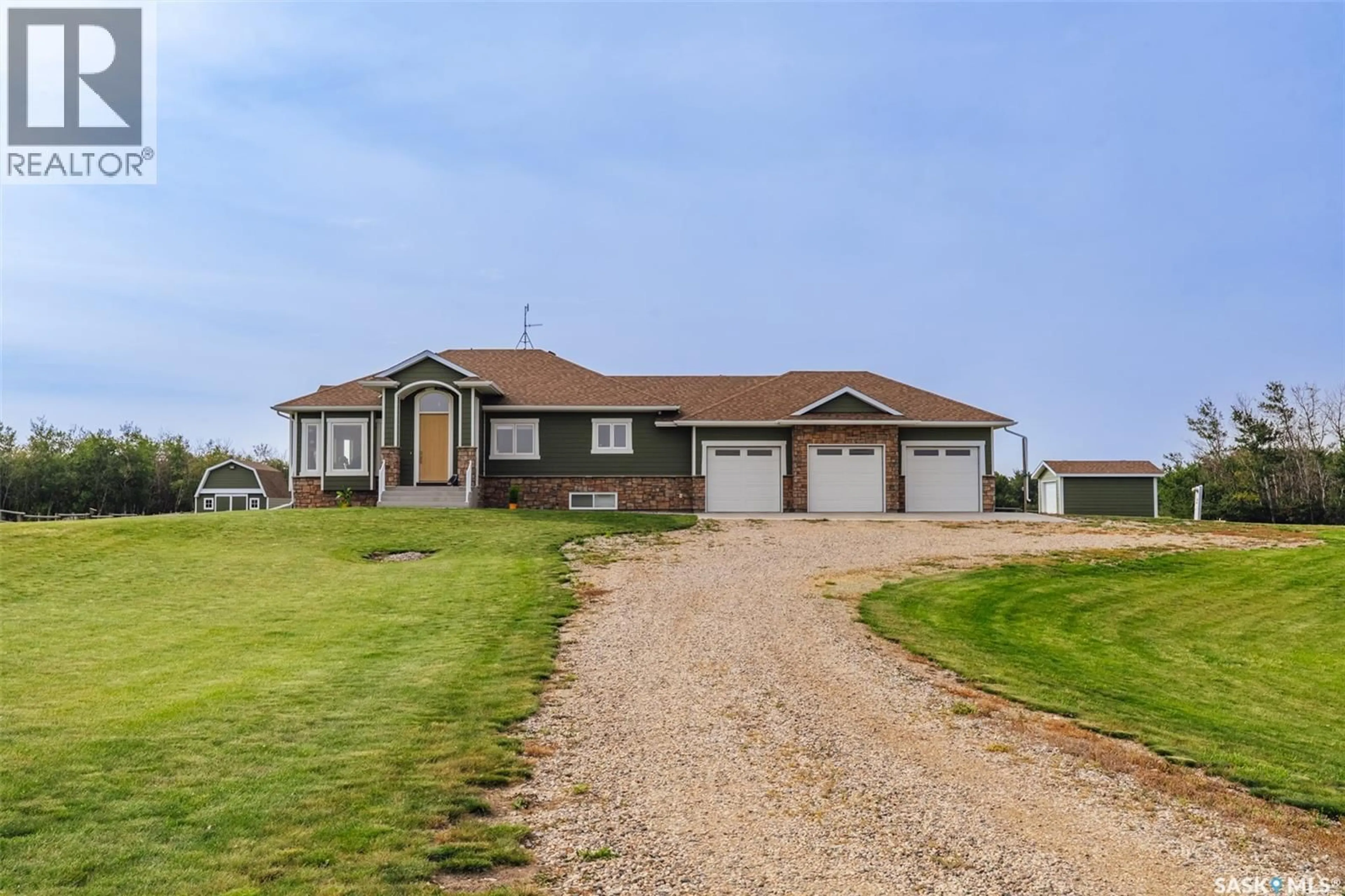 A pic from outside/outdoor area/front of a property/back of a property/a pic from drone, unknown for 118 LOUISE CRESCENT, Aberdeen Rm No. 373 Saskatchewan S7A0A9