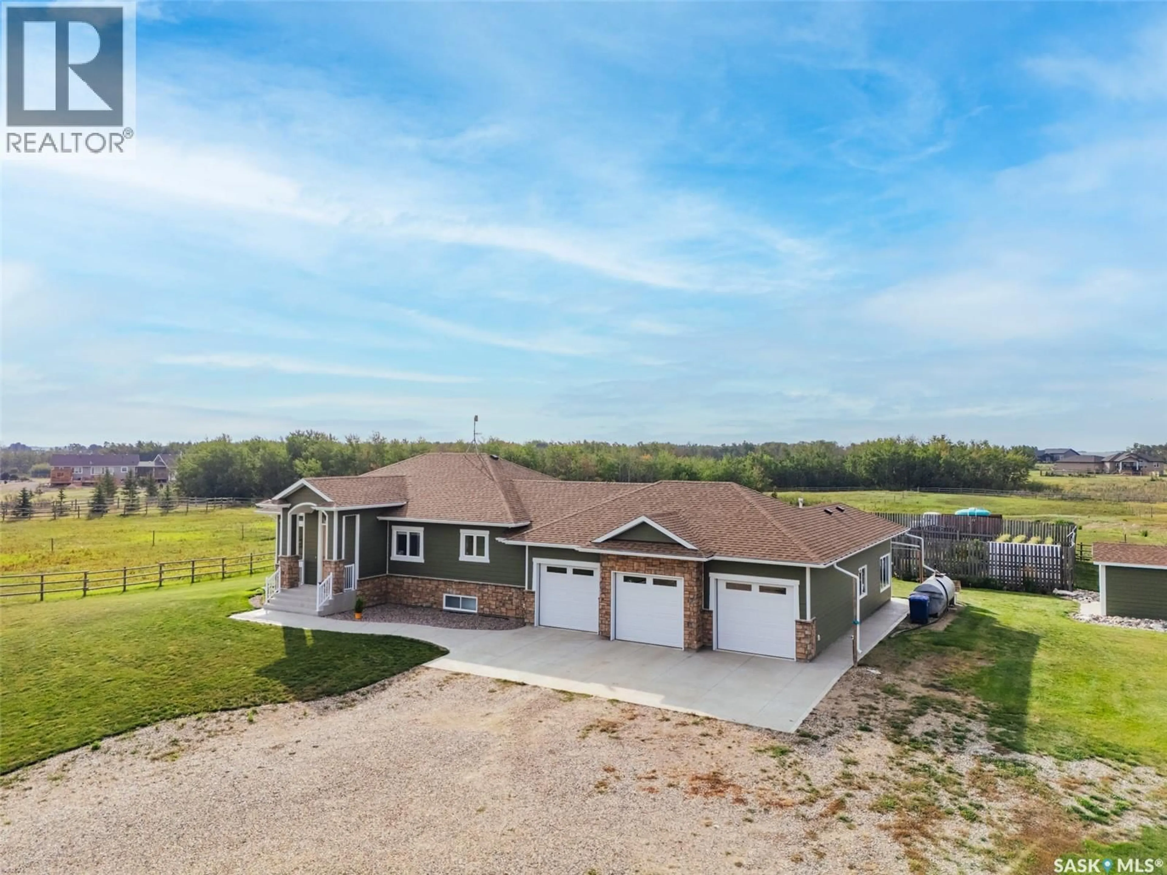 A pic from outside/outdoor area/front of a property/back of a property/a pic from drone, unknown for 118 LOUISE CRESCENT, Aberdeen Rm No. 373 Saskatchewan S7A0A9