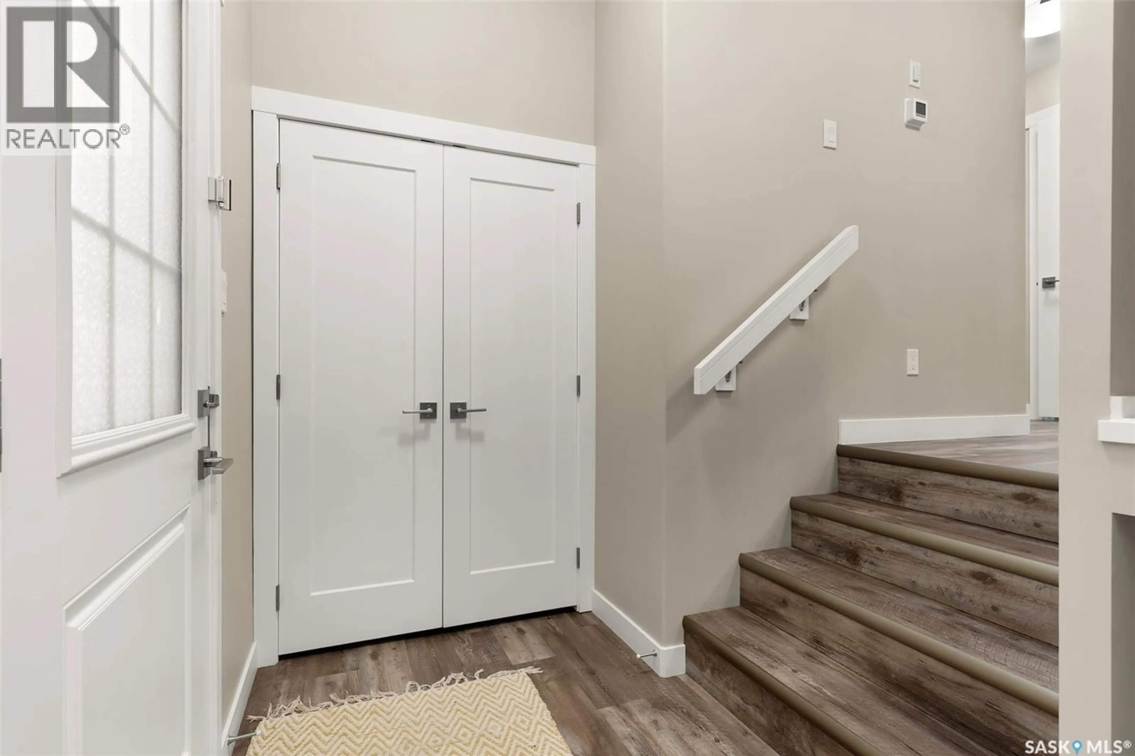 Indoor entryway for 3223 GREEN BROOK ROAD, Regina Saskatchewan S4V3R3