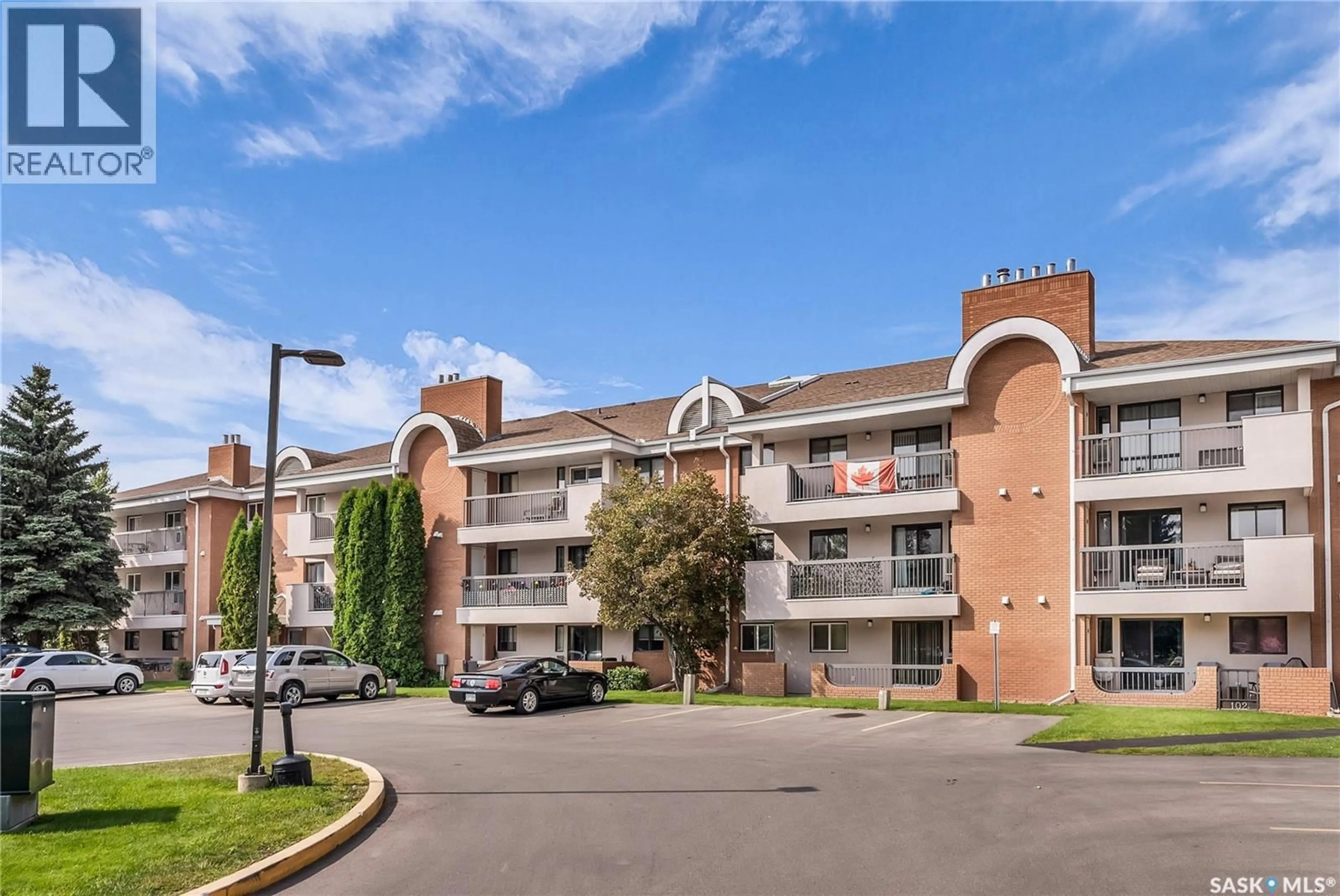 Patio, mountain view for 209A - 201 CREE PLACE, Saskatoon Saskatchewan S7K7Y9