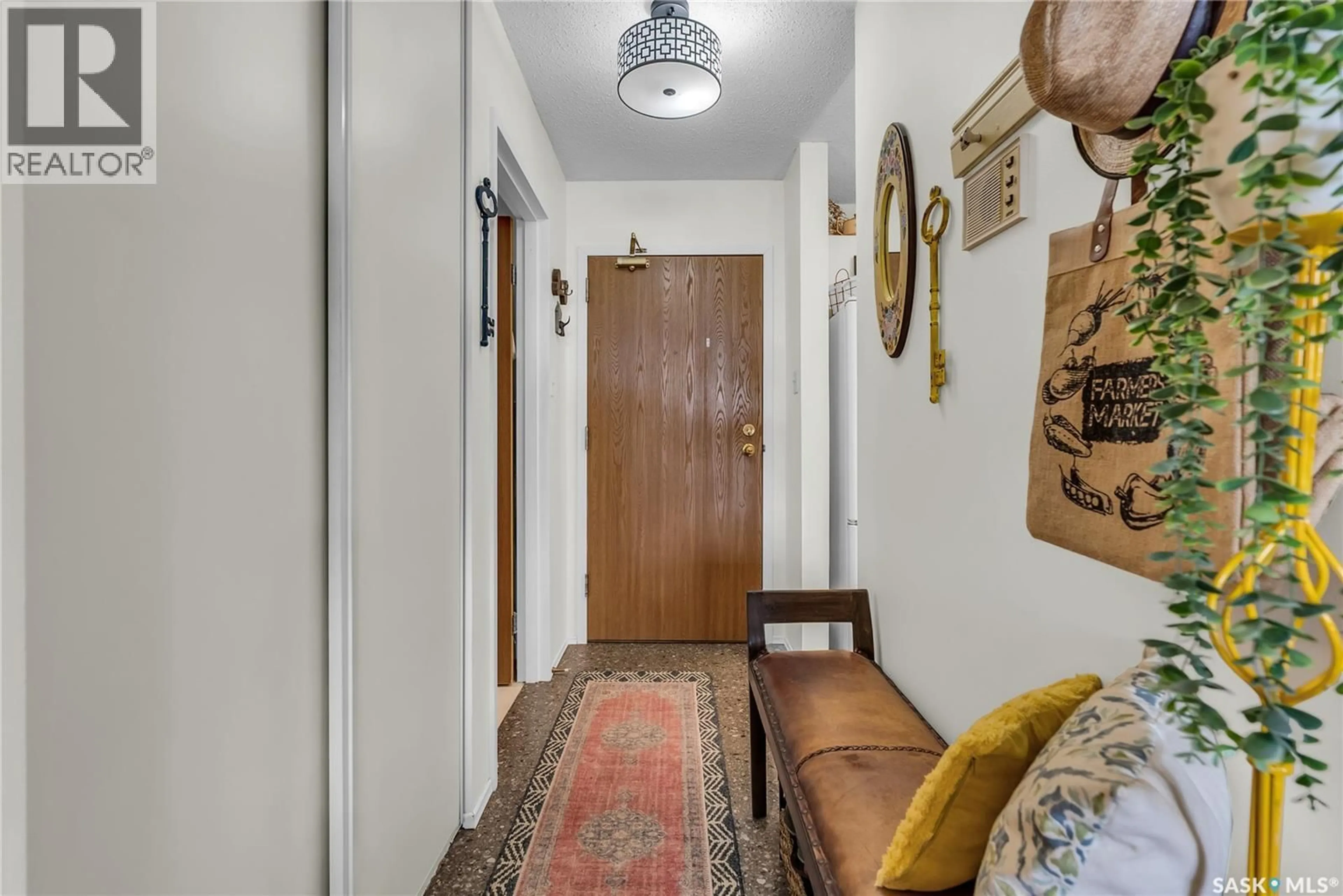Indoor entryway for 209A - 201 CREE PLACE, Saskatoon Saskatchewan S7K7Y9