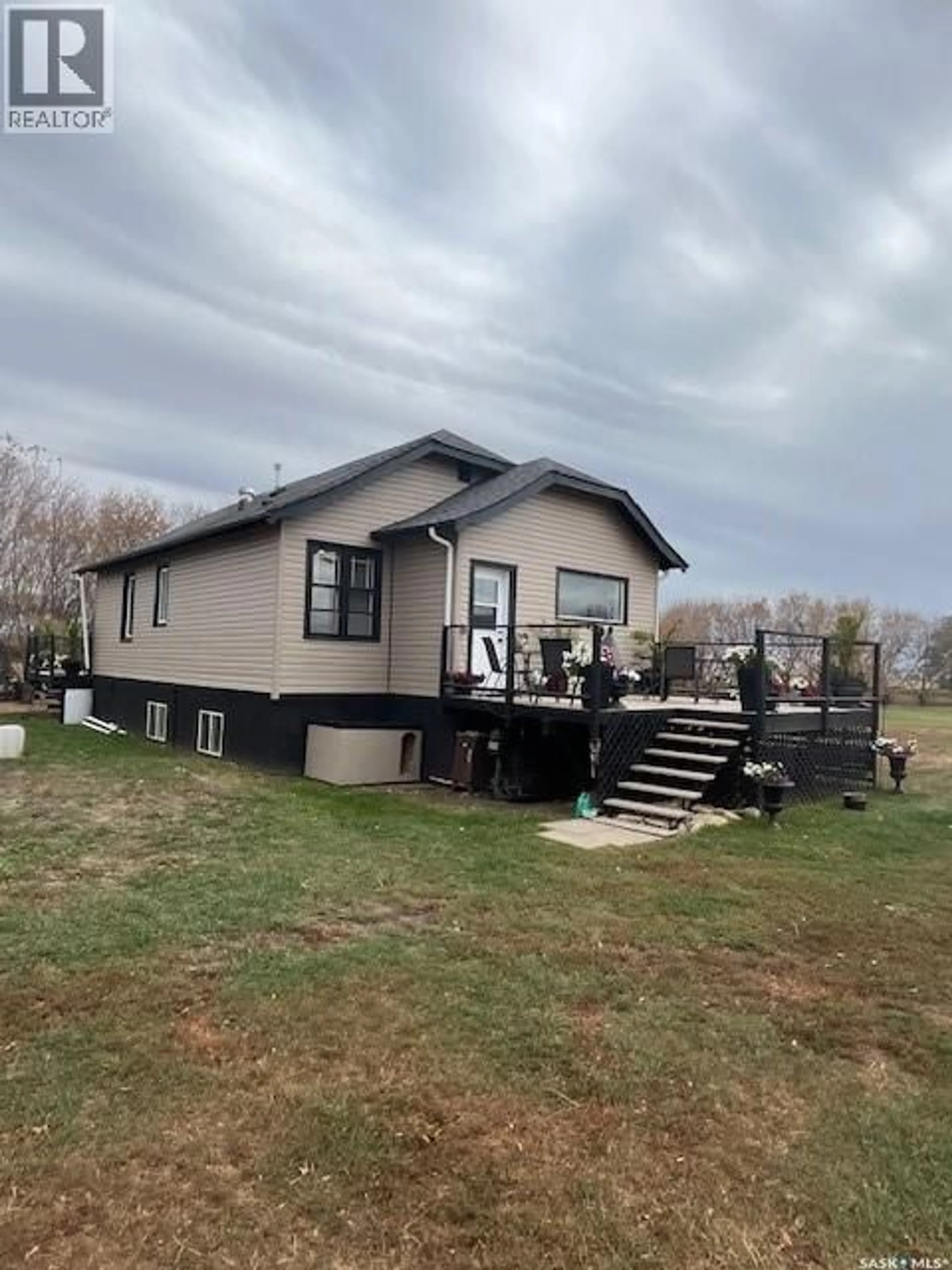 Home with vinyl exterior material, unknown for K & S ACREAGE, Vanscoy Rm No. 345 Saskatchewan S0L0P0