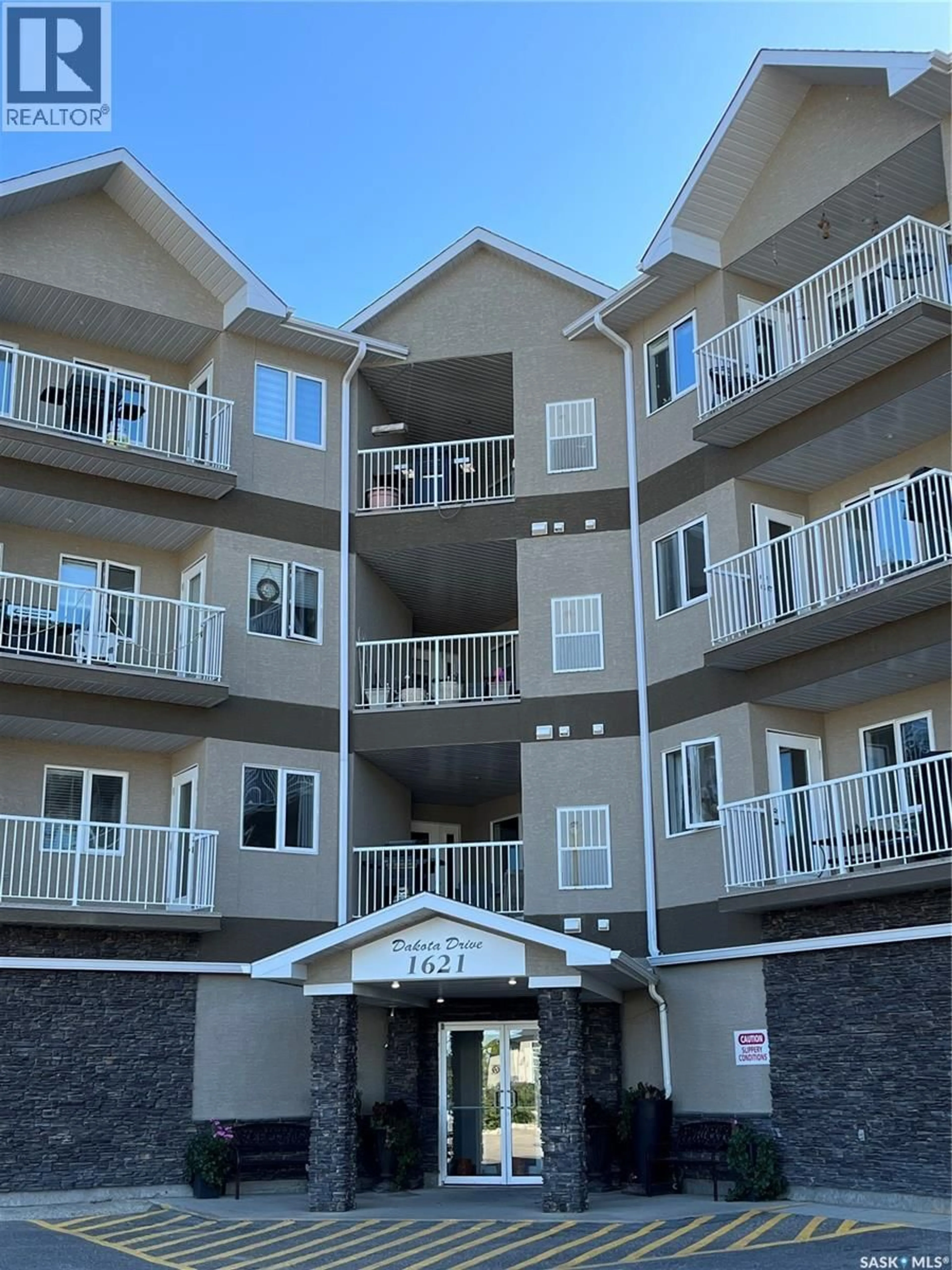 Unknown for 204 - 1621 DAKOTA DRIVE, Regina Saskatchewan S4Z0A8