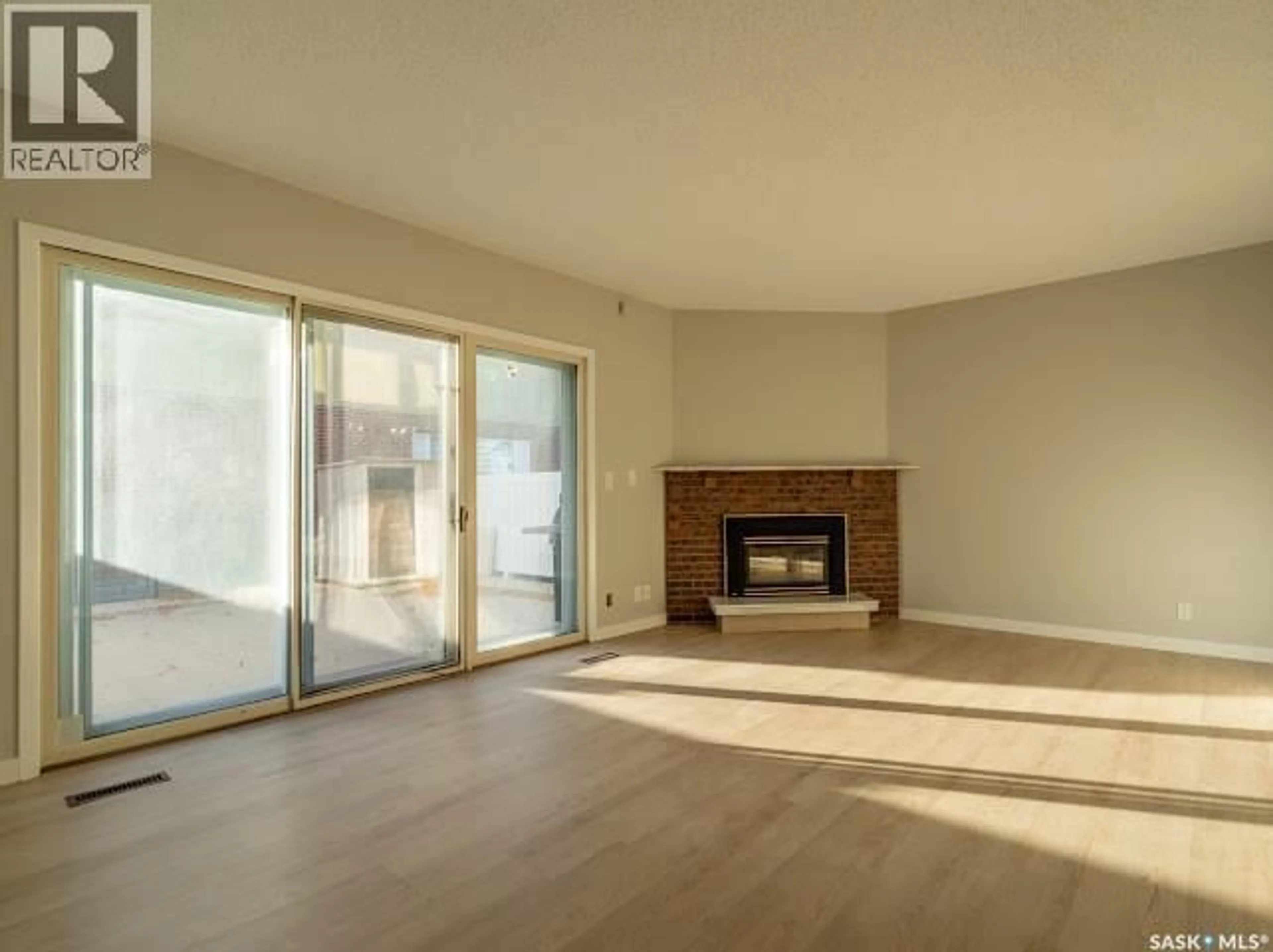 A pic of a room for 270 PLAINSVIEW DRIVE, Regina Saskatchewan S4S6N1