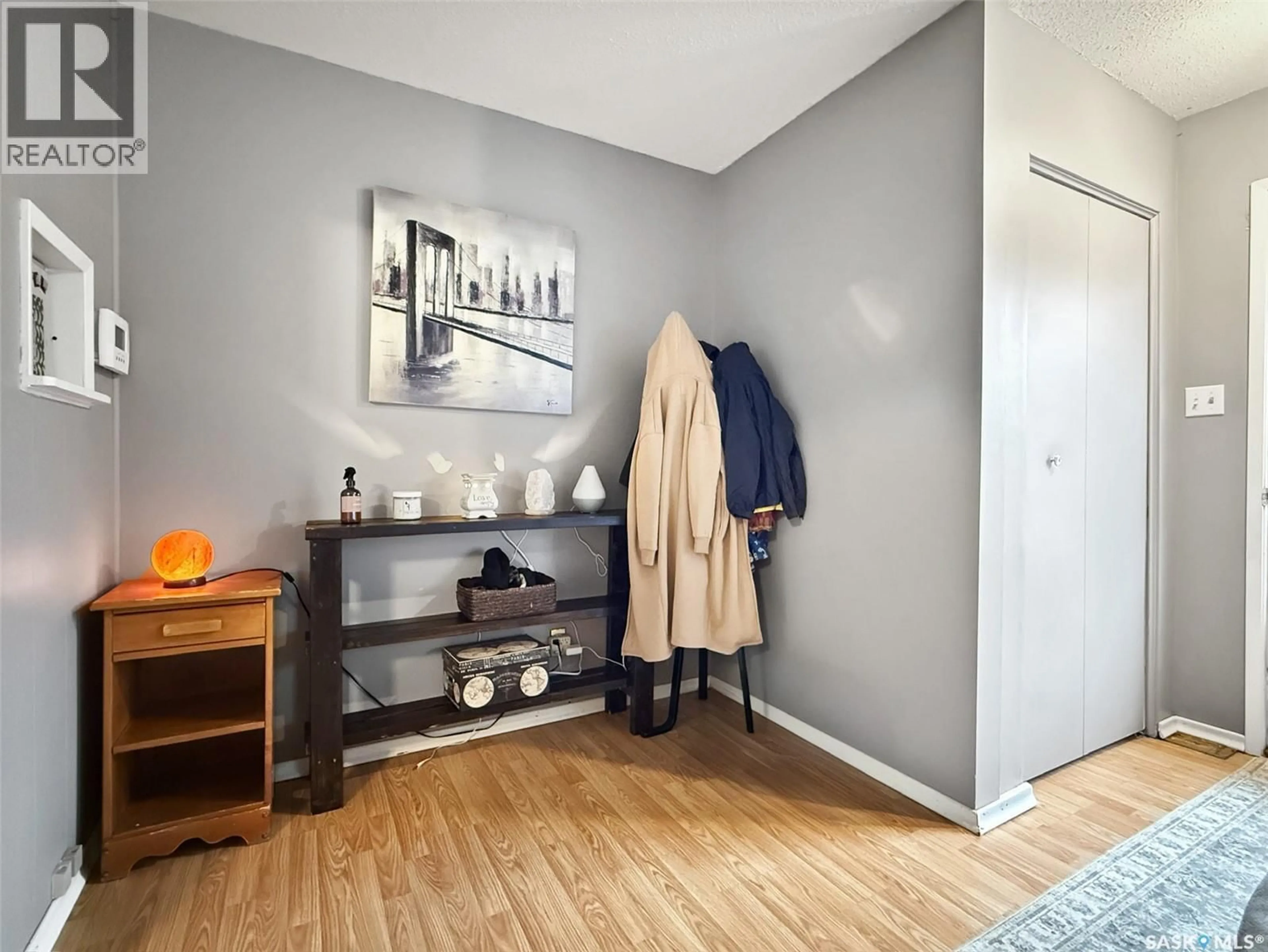 Indoor entryway for 213 LOBETHAL STREET, Herbert Saskatchewan S0H2A0