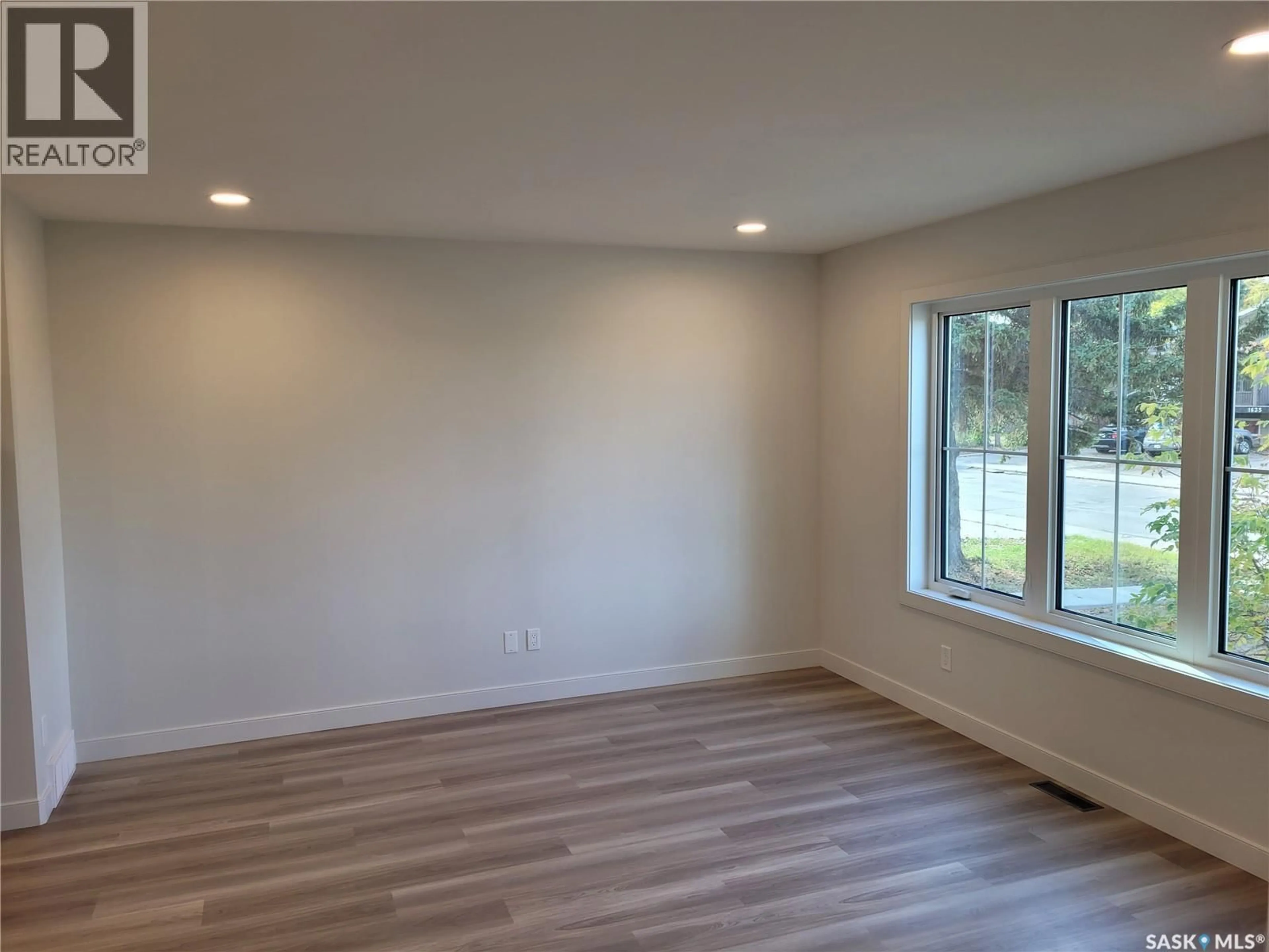 A pic of a room for 1640 1ST AVENUE, Saskatoon Saskatchewan S7K1Z5