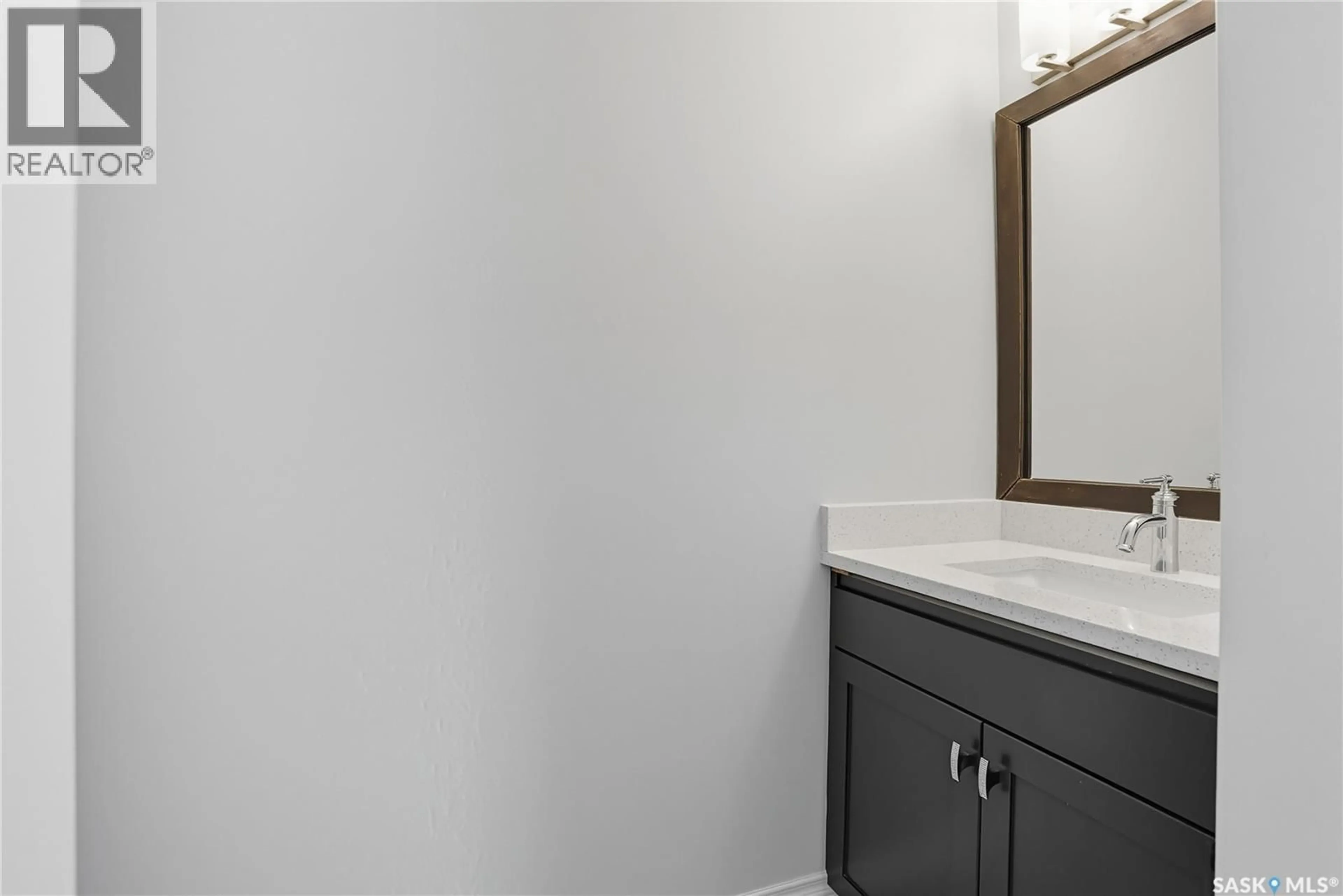 Standard bathroom, unknown for 186 RAJPUT WAY, Saskatoon Saskatchewan S7W0L5
