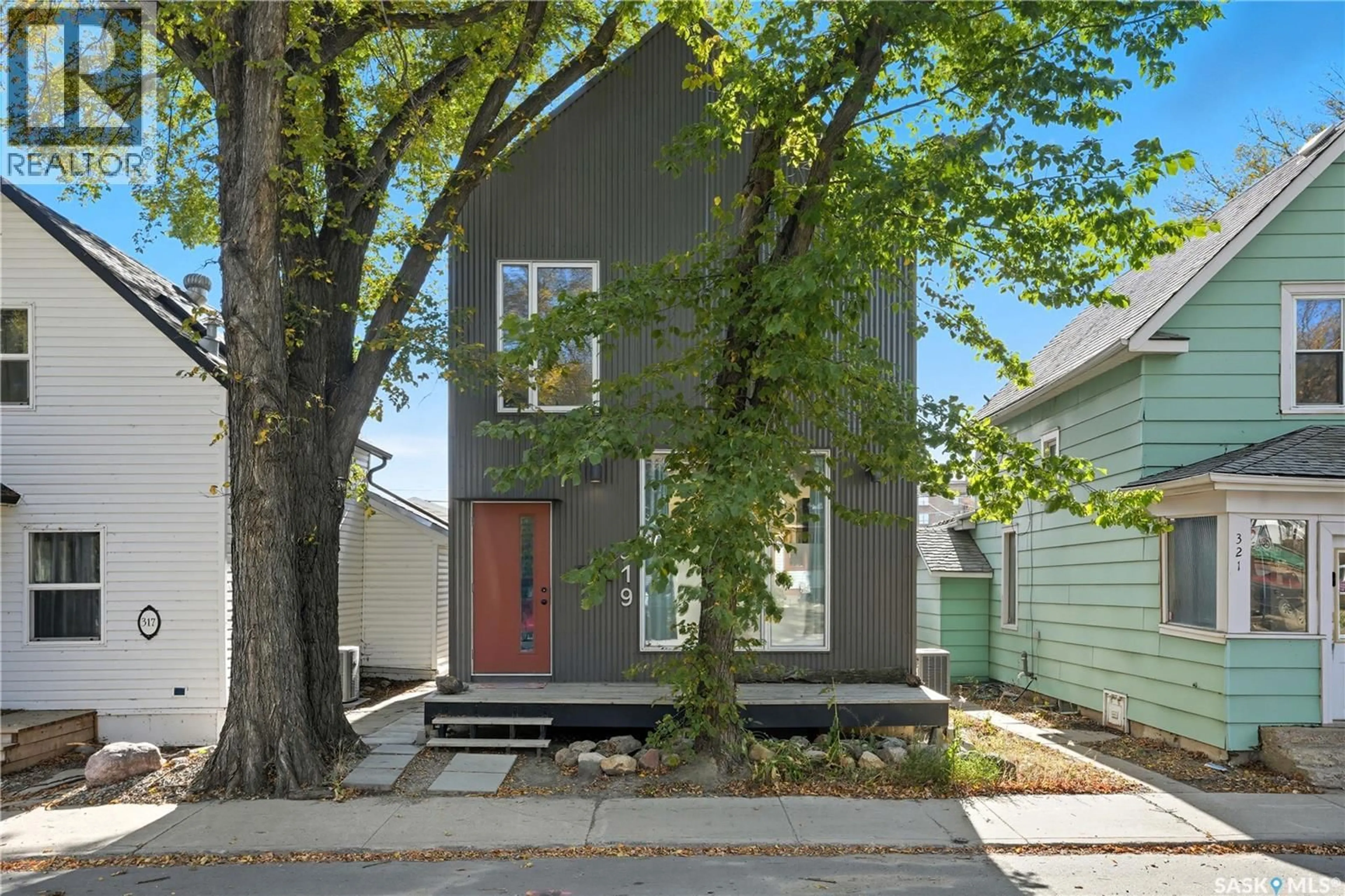 Unknown for 319 25TH STREET, Saskatoon Saskatchewan S7L0C5
