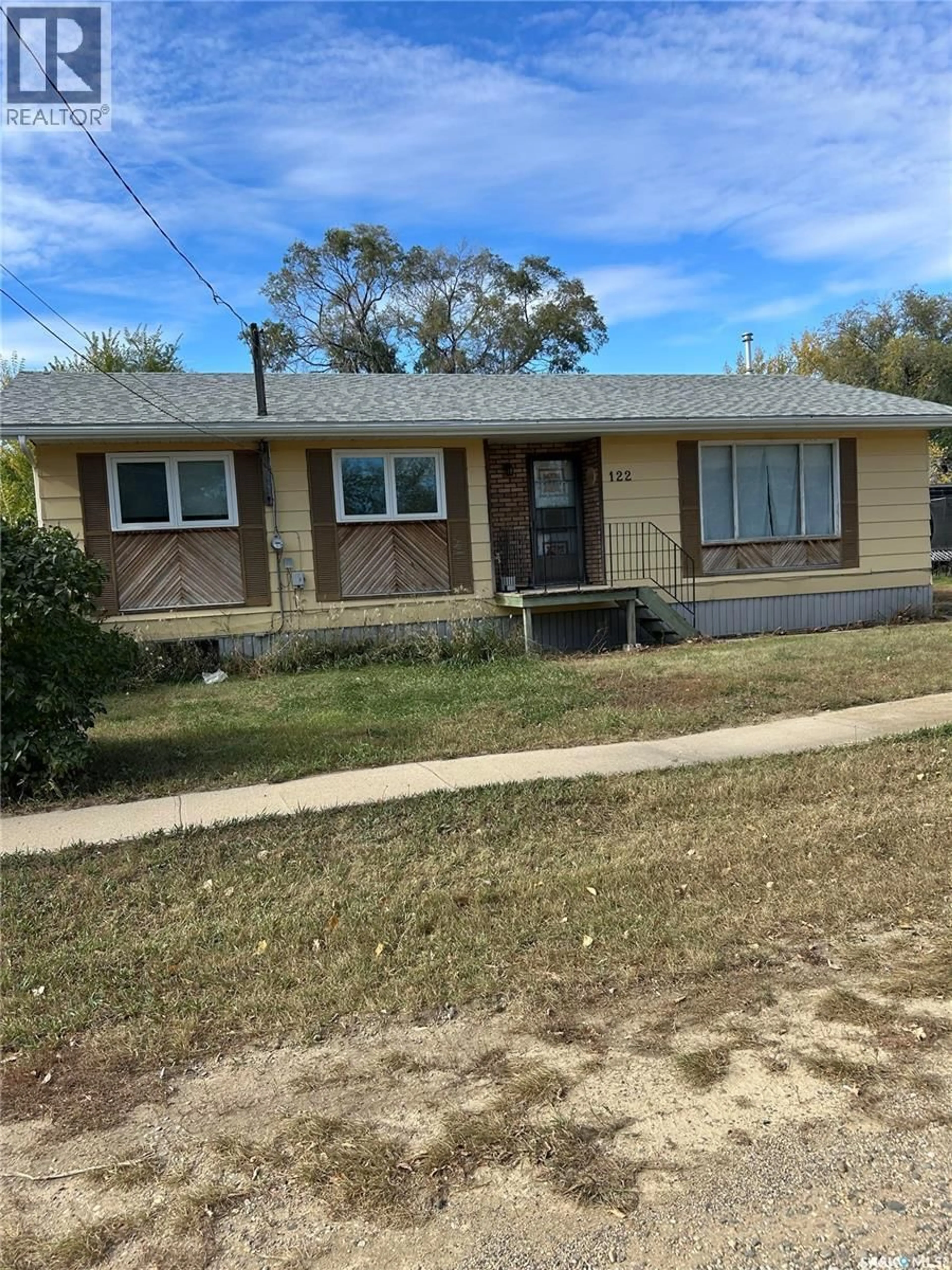 Unknown for 122 1ST STREET, Chaplin Saskatchewan S0H0V0