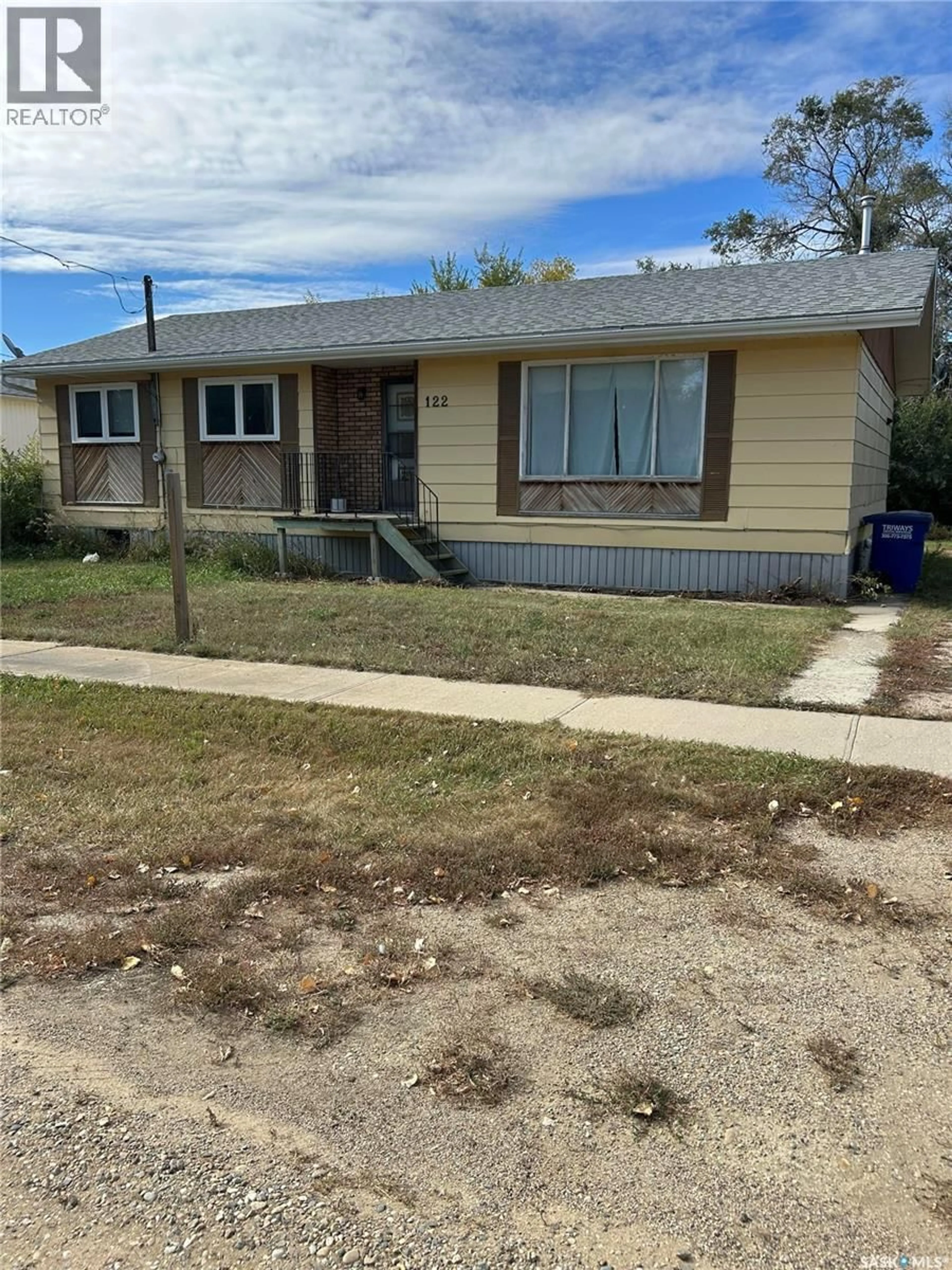 Unknown for 122 1ST STREET, Chaplin Saskatchewan S0H0V0