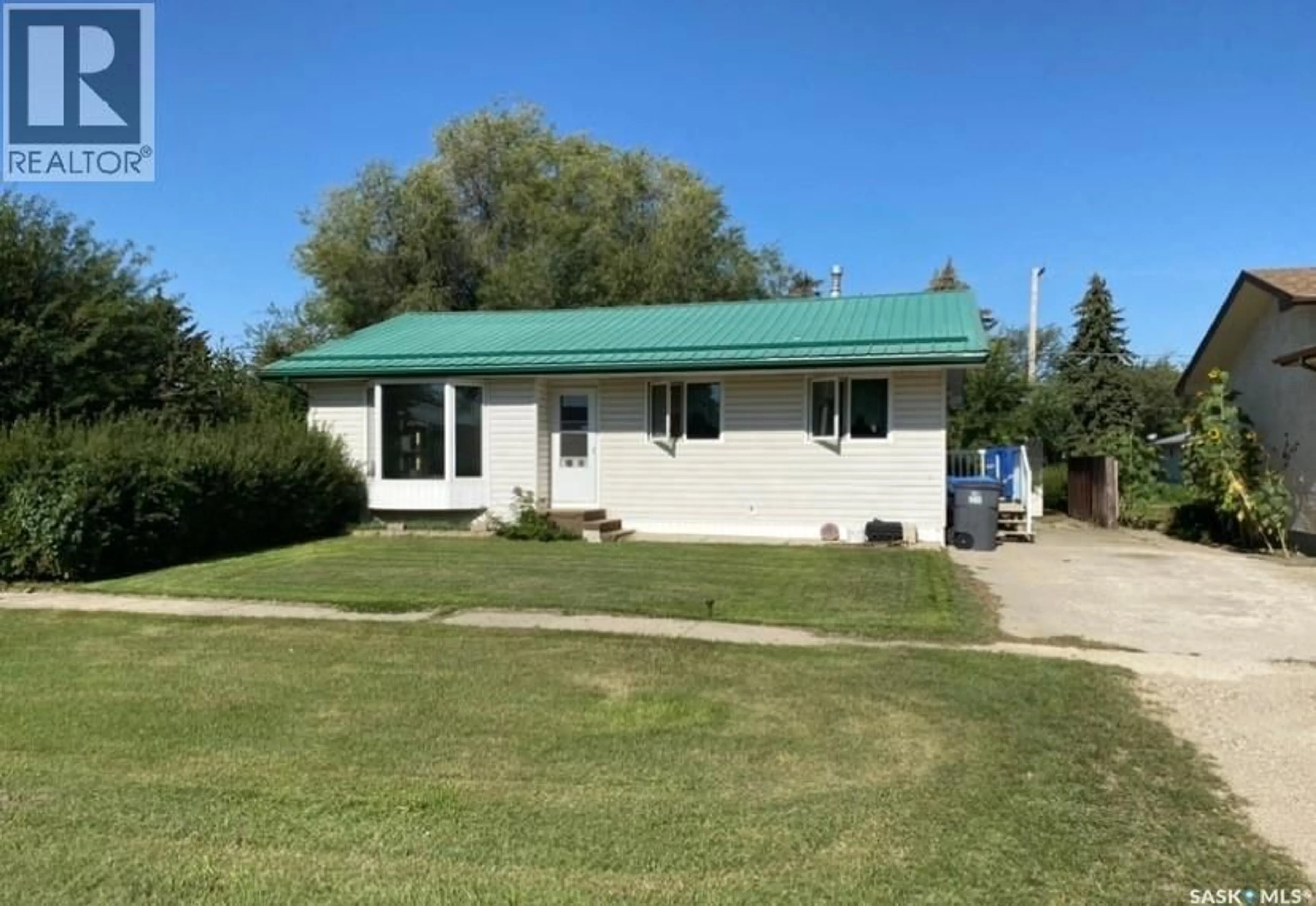 A pic from outside/outdoor area/front of a property/back of a property/a pic from drone, unknown for 74 MAIN STREET, Fillmore Saskatchewan S0G1N0