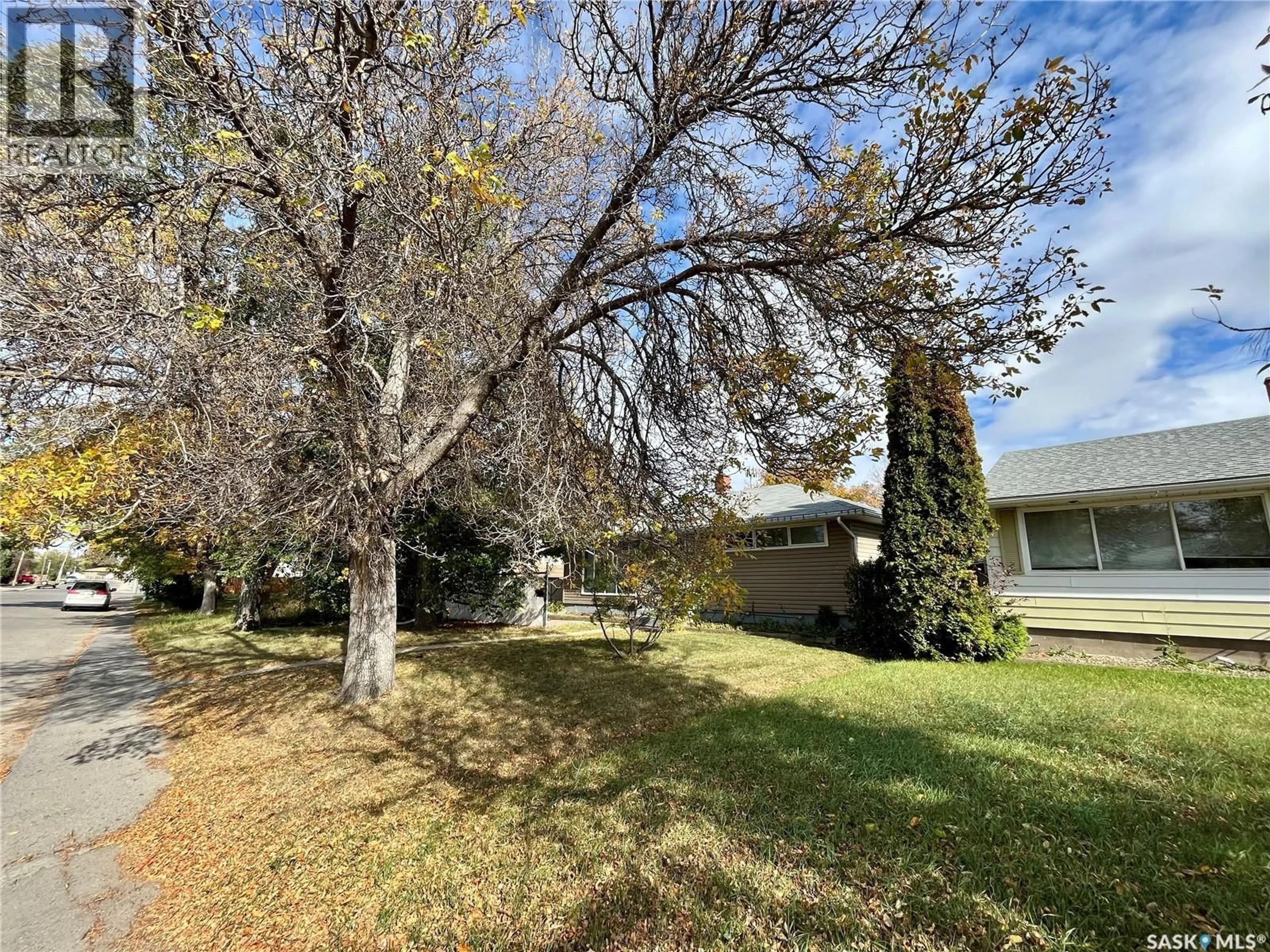 A pic from outside/outdoor area/front of a property/back of a property/a pic from drone, unknown for 2535 ROTHWELL STREET, Regina Saskatchewan S4N2C9