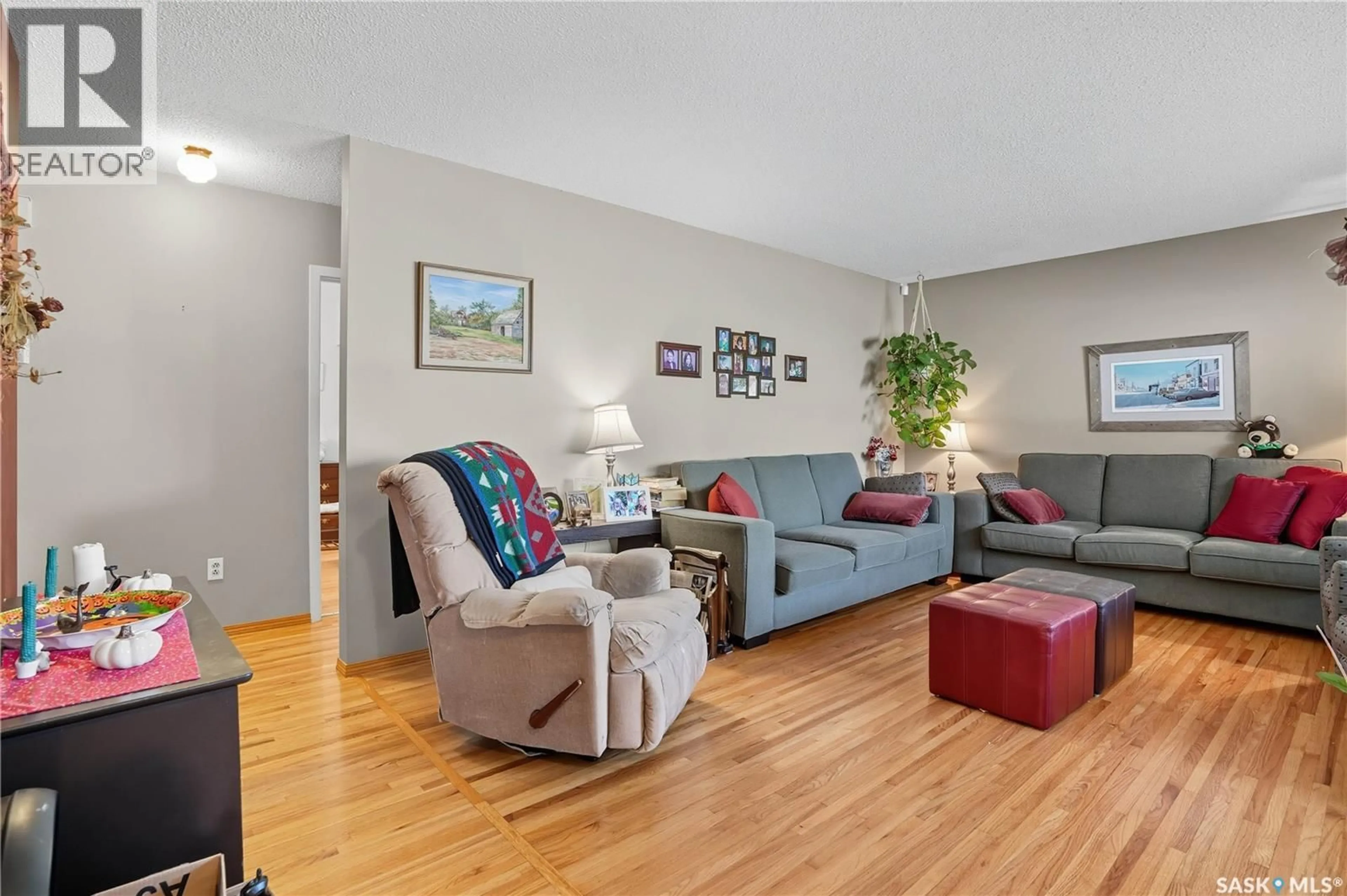 Living room with furniture, unknown for 119 HAMMOND ROAD, Regina Saskatchewan S4R3C9