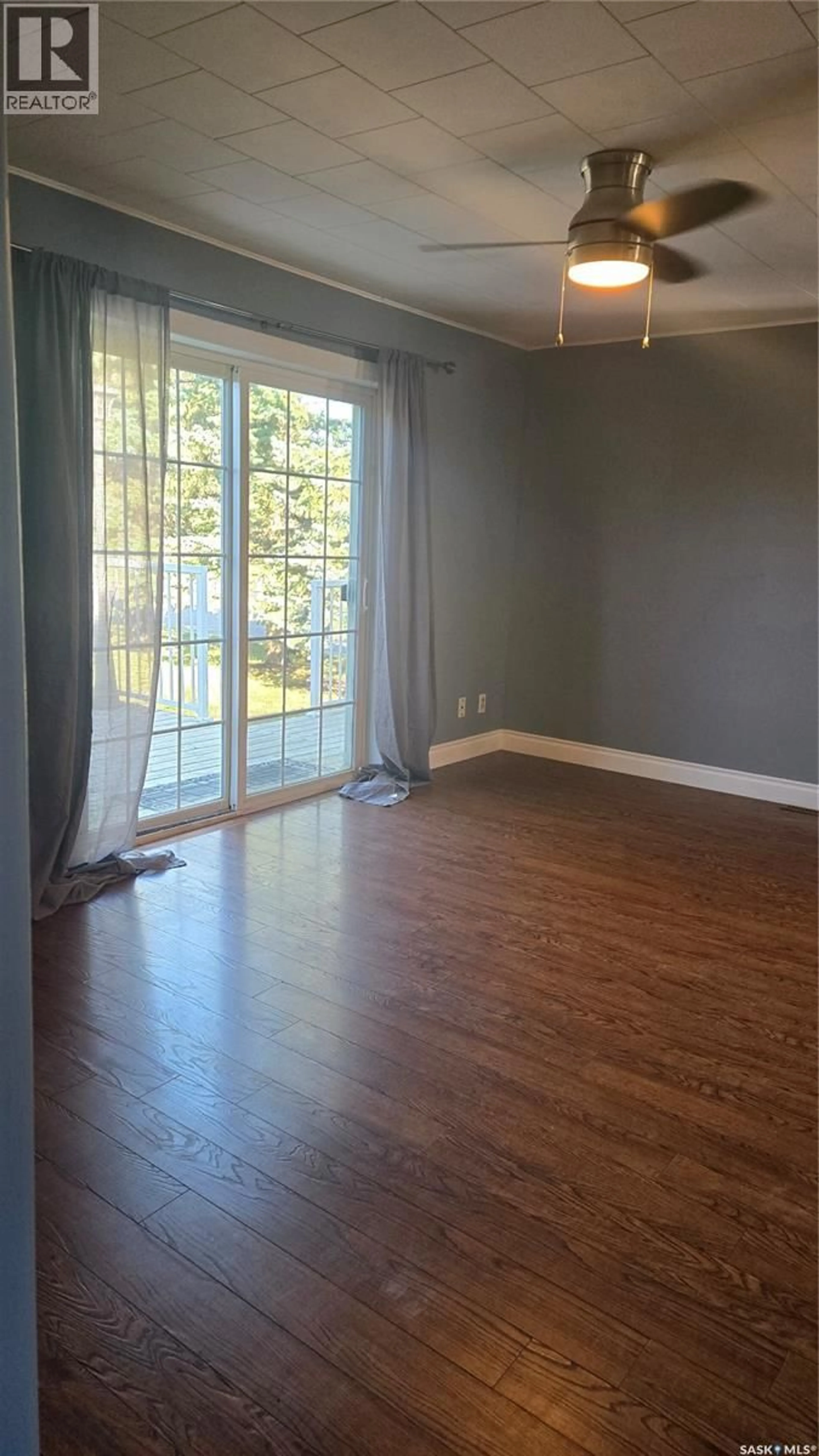 A pic of a room for 716 GREGSON STREET, Oxbow Saskatchewan S0C2B0