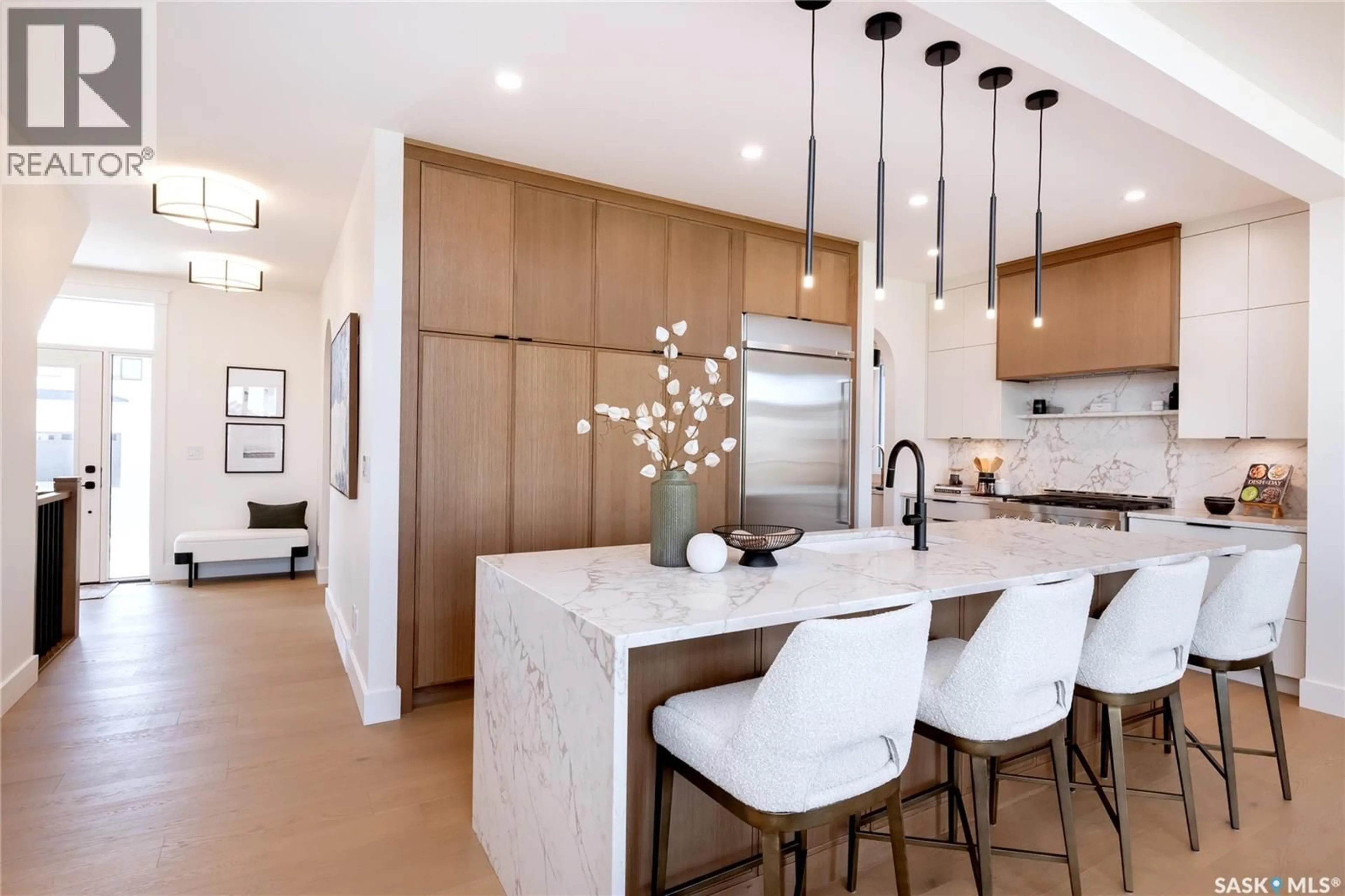 Contemporary kitchen, unknown for 139 KATZ AVENUE, Saskatoon Saskatchewan S7V1S8