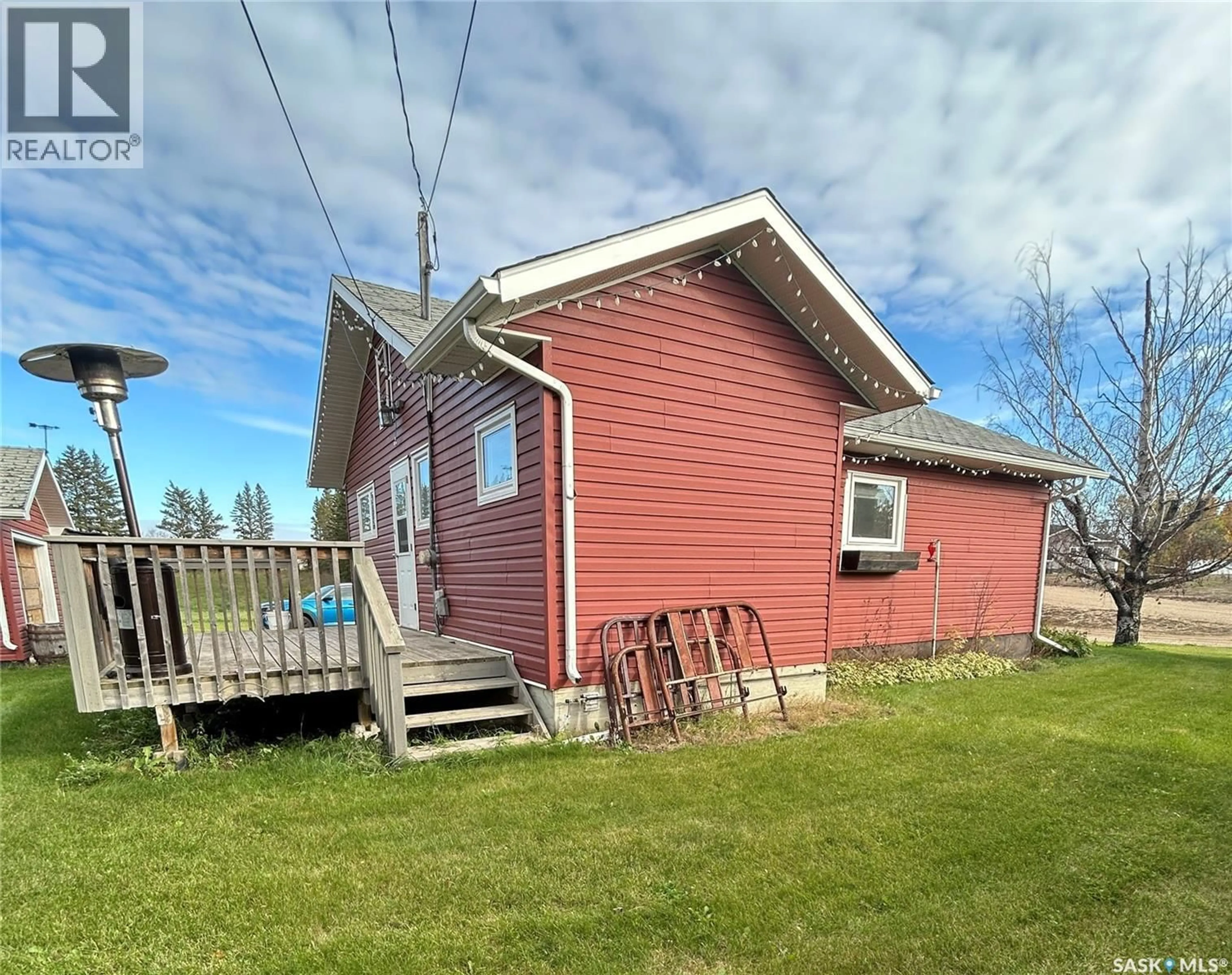 Unknown for 102 2ND AVENUE, Lintlaw Saskatchewan S0A2H0