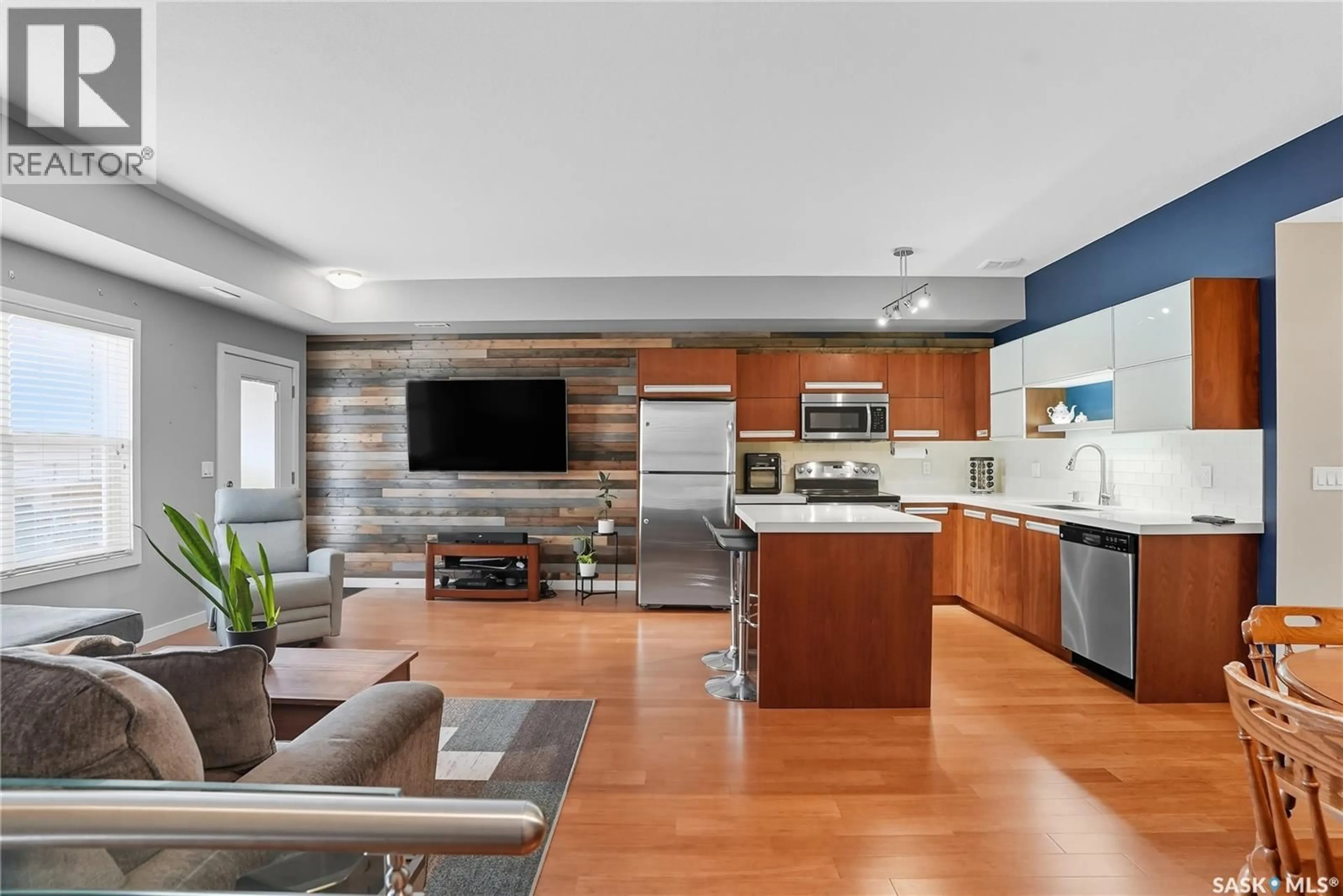 Open concept kitchen, unknown for 1015 - 408 PATRICK CRESCENT, Saskatoon Saskatchewan S7W0M3