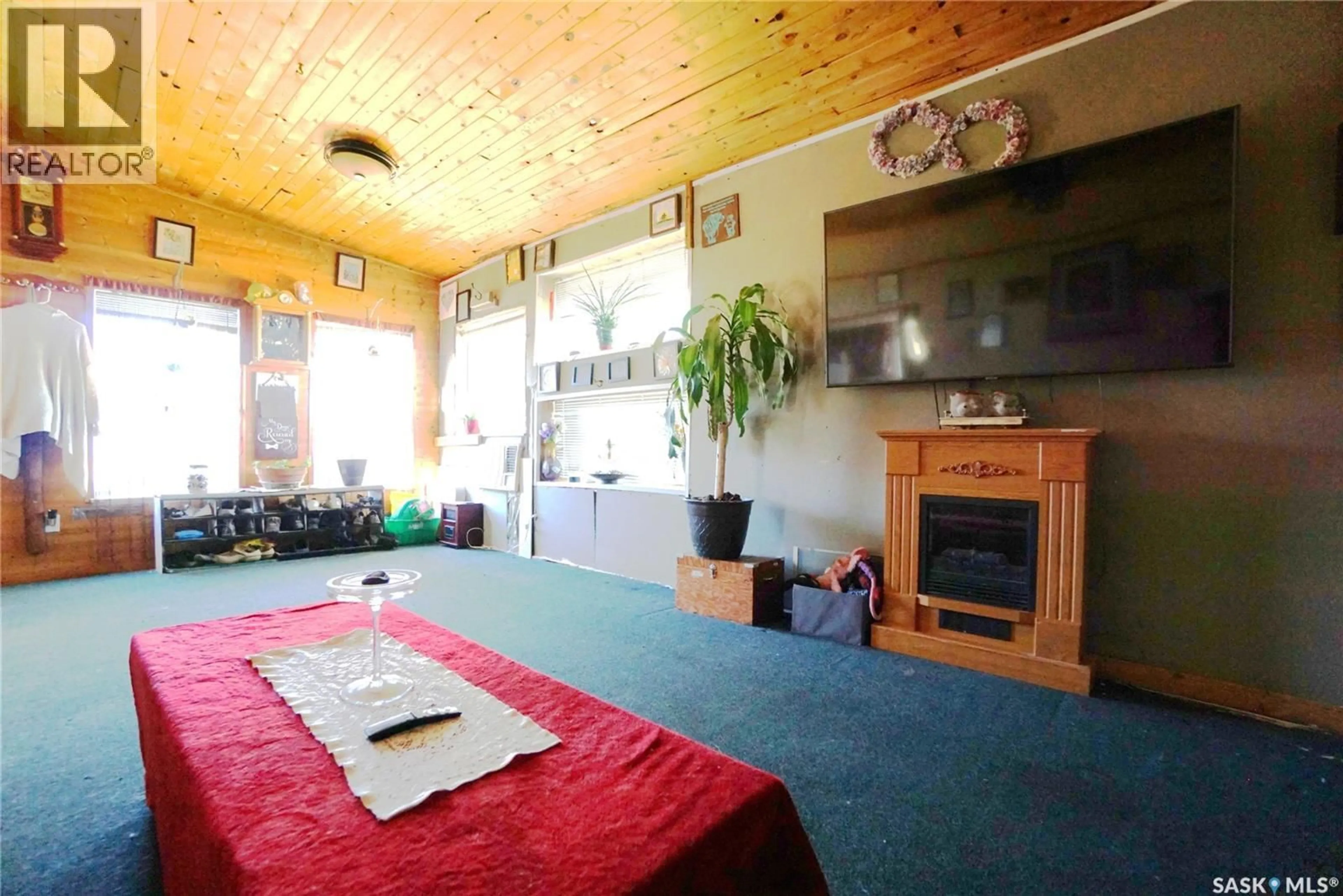 A pic of a room for 415 BRUNSWICK STREET, Pense Saskatchewan S0G3W0