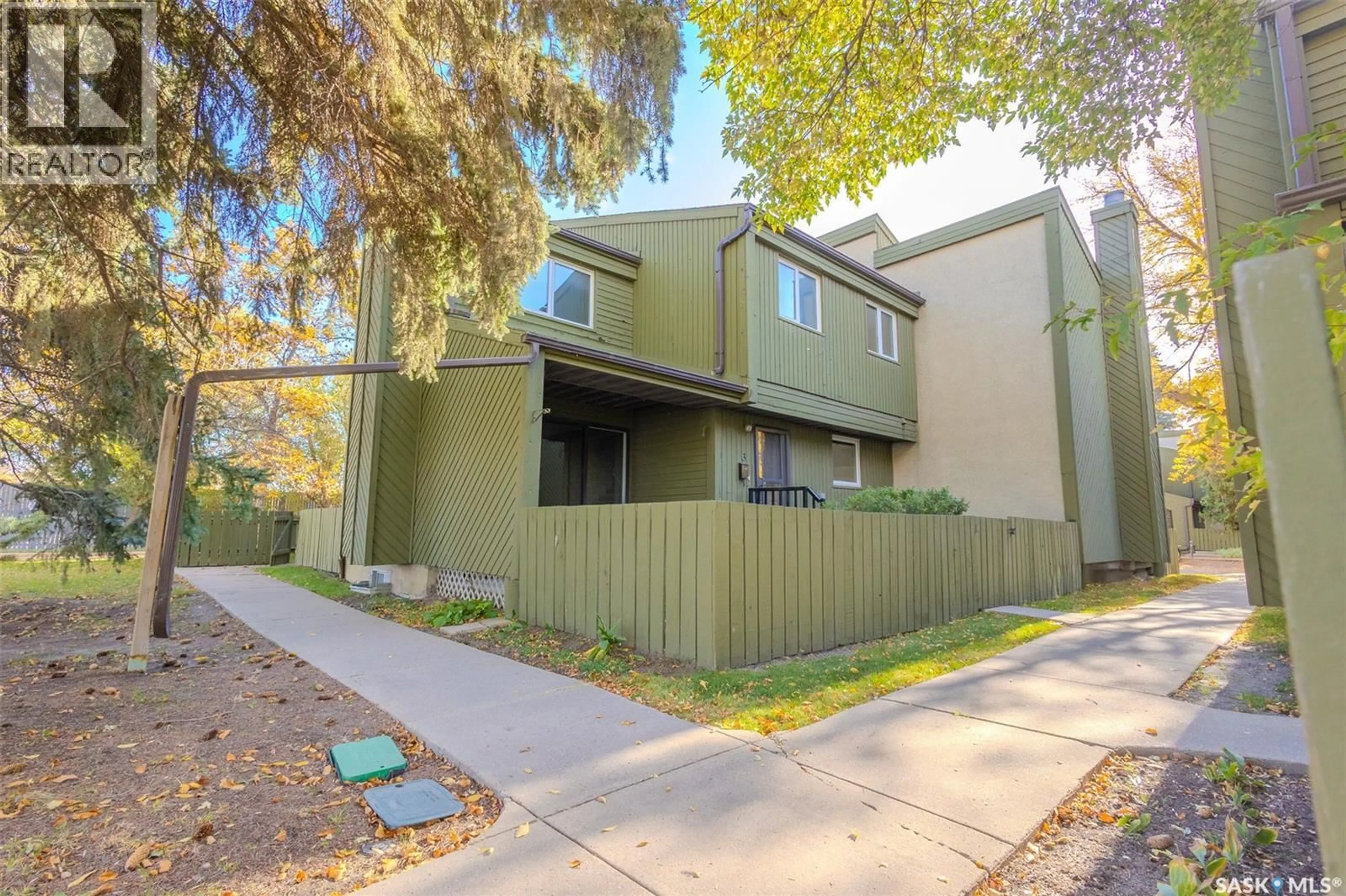 Home with vinyl exterior material, street for 3 215 PRIMROSE DRIVE, Saskatoon Saskatchewan S7K5E4