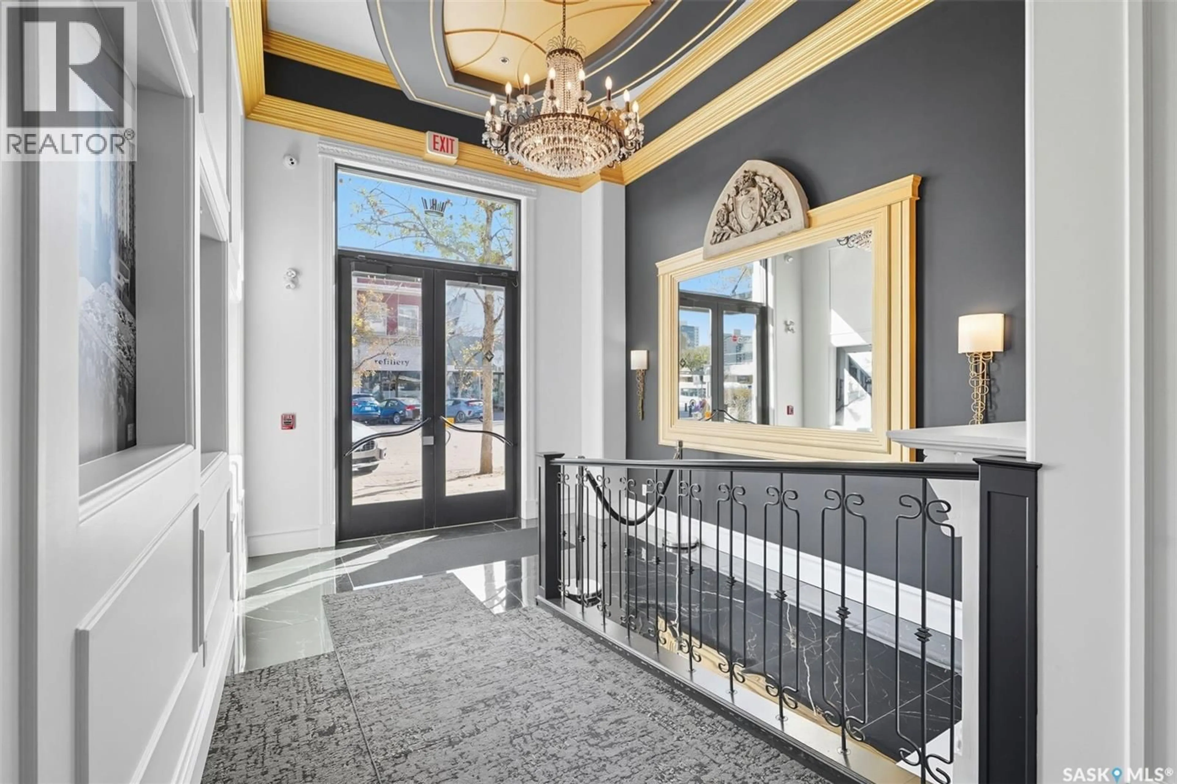 Indoor foyer for N - 507 157 2ND AVENUE, Saskatoon Saskatchewan S7K2A9