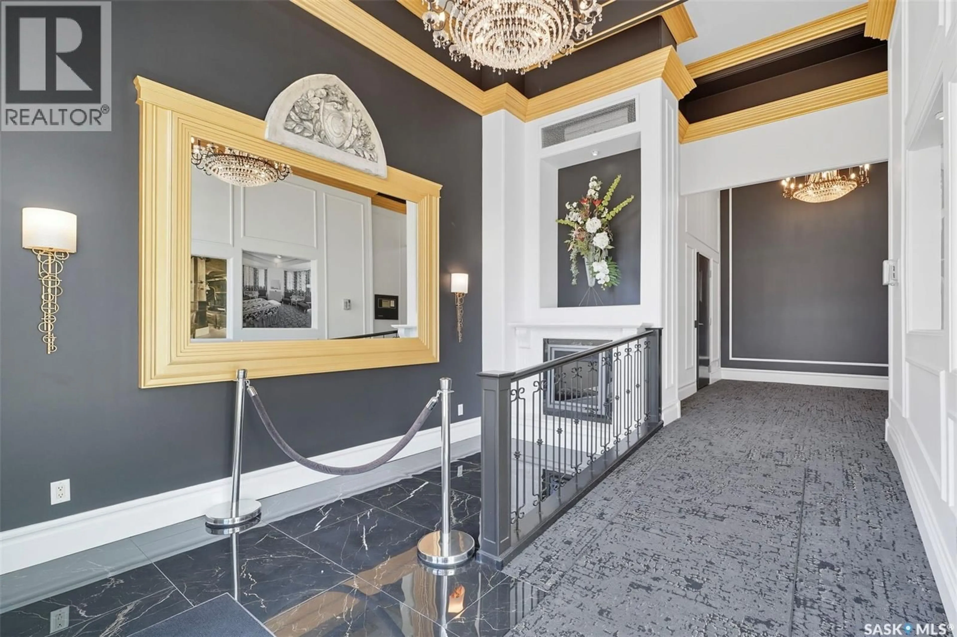 Indoor foyer for N - 507 157 2ND AVENUE, Saskatoon Saskatchewan S7K2A9