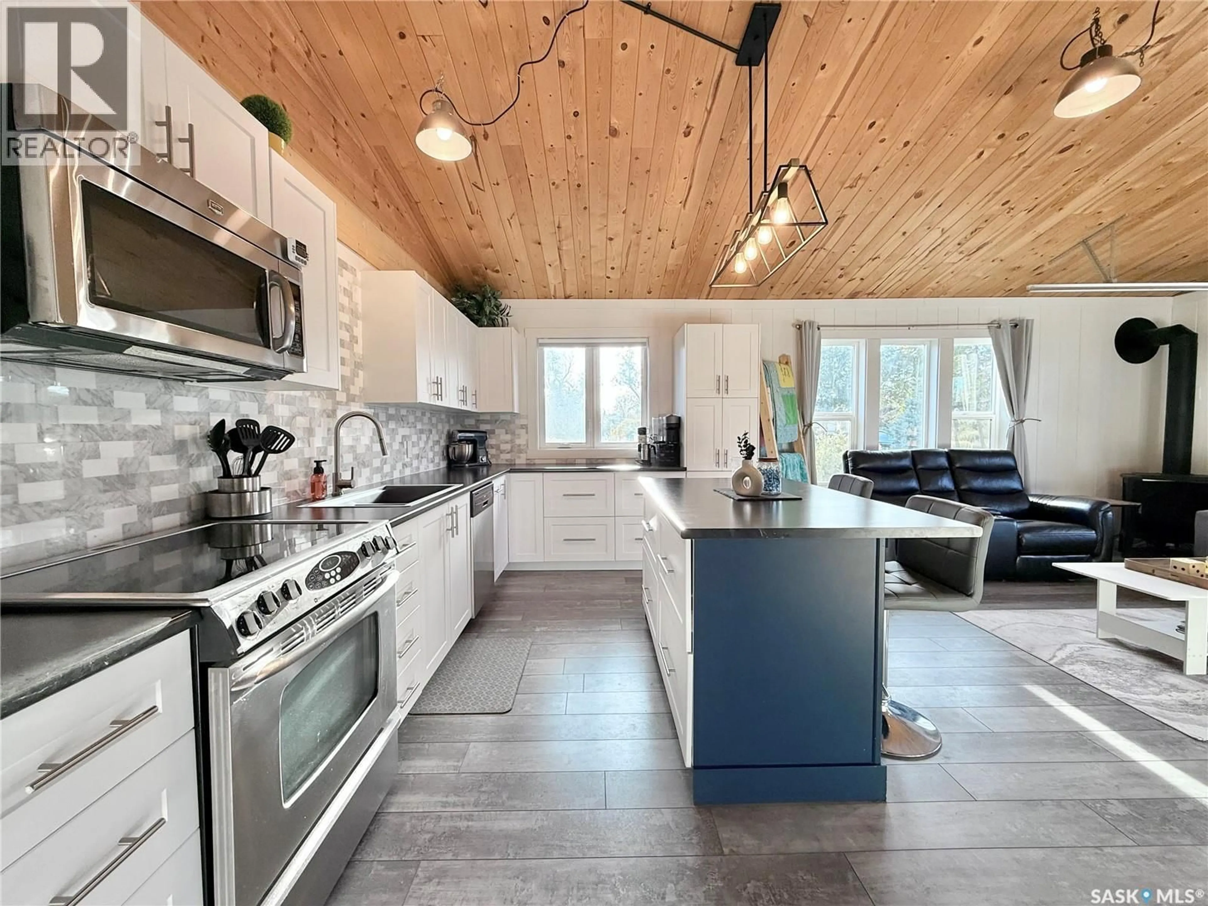 Open concept kitchen, unknown for 209 2ND STREET, Milden Saskatchewan S0L2L0