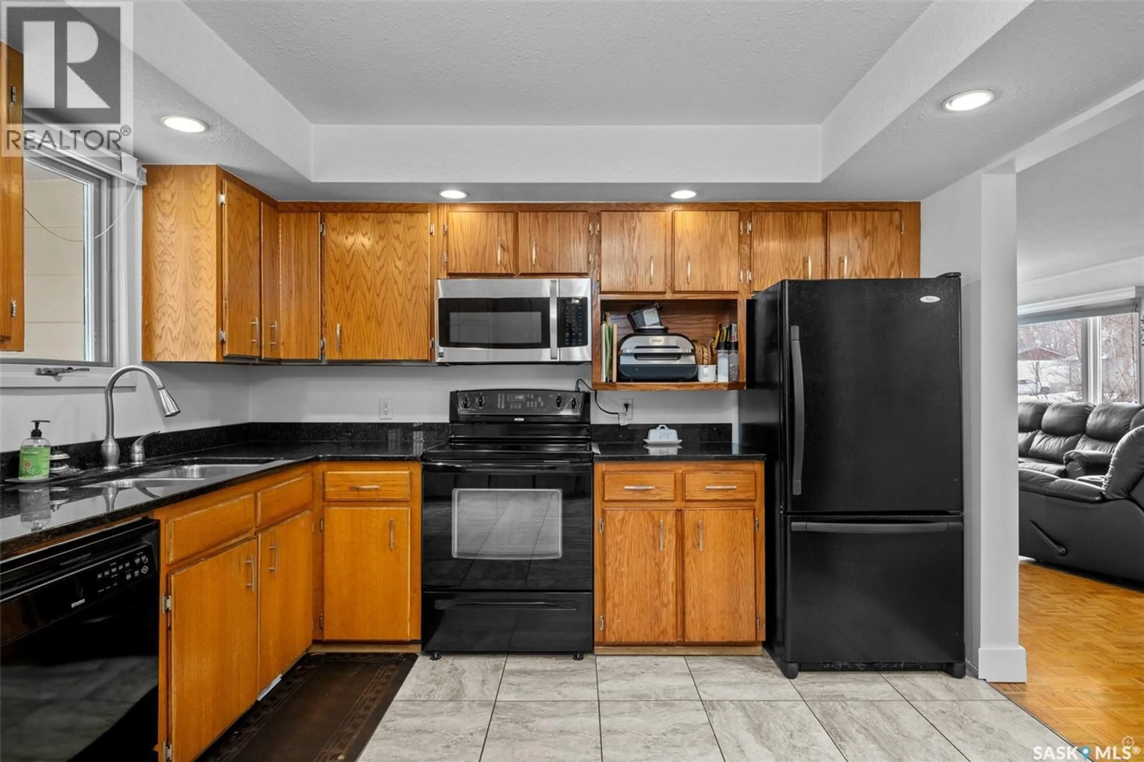 Standard kitchen, ceramic/tile floor for 1218 7TH STREET, Prince Albert Saskatchewan S6V0T9