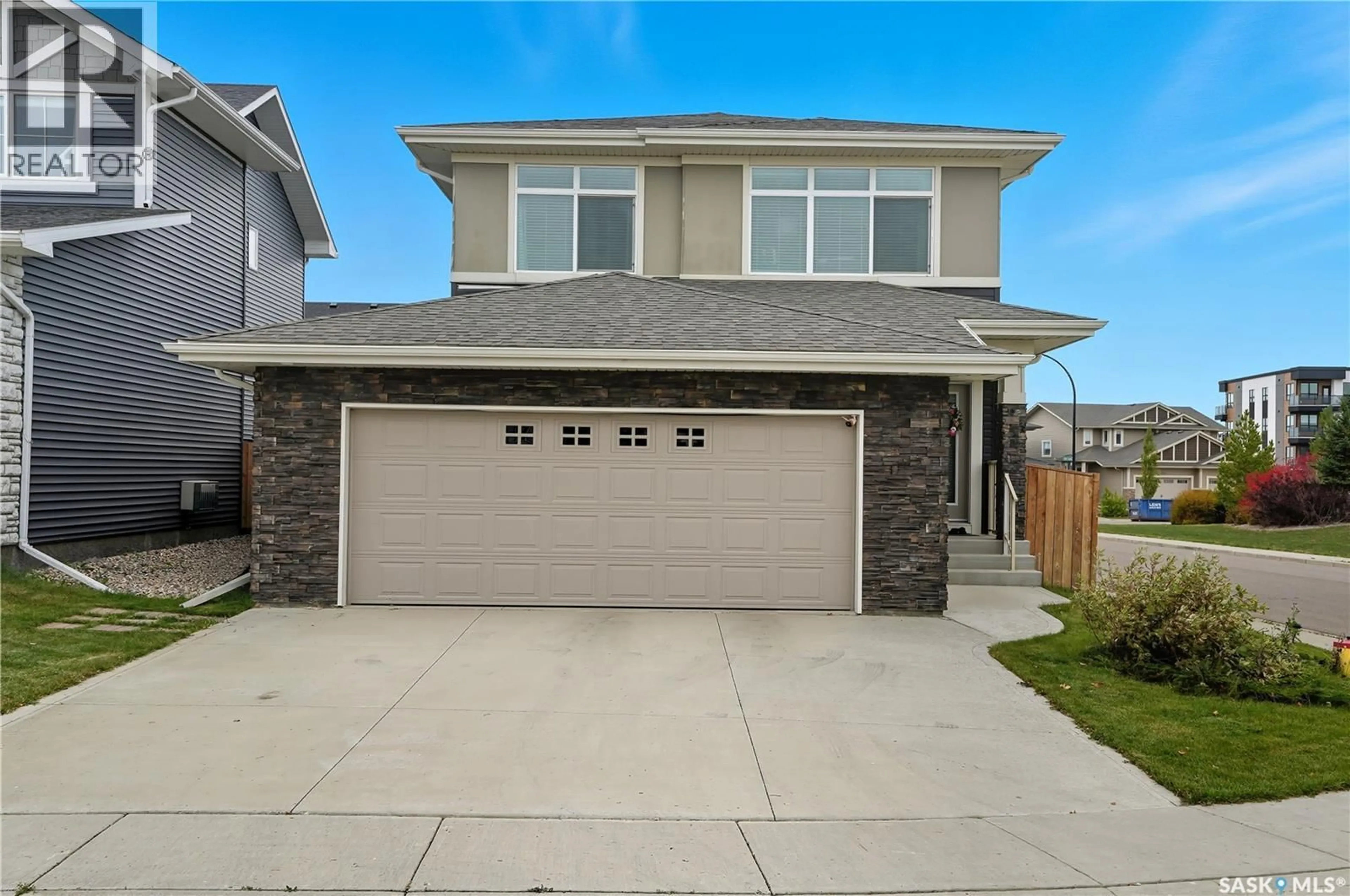 Unknown for 303 DAGNONE CRESCENT, Saskatoon Saskatchewan S7V0P7
